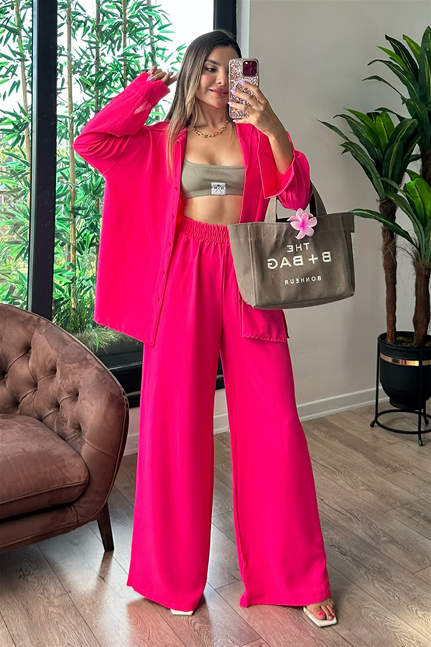 Alejandro neon pembe gömlekli premium takım