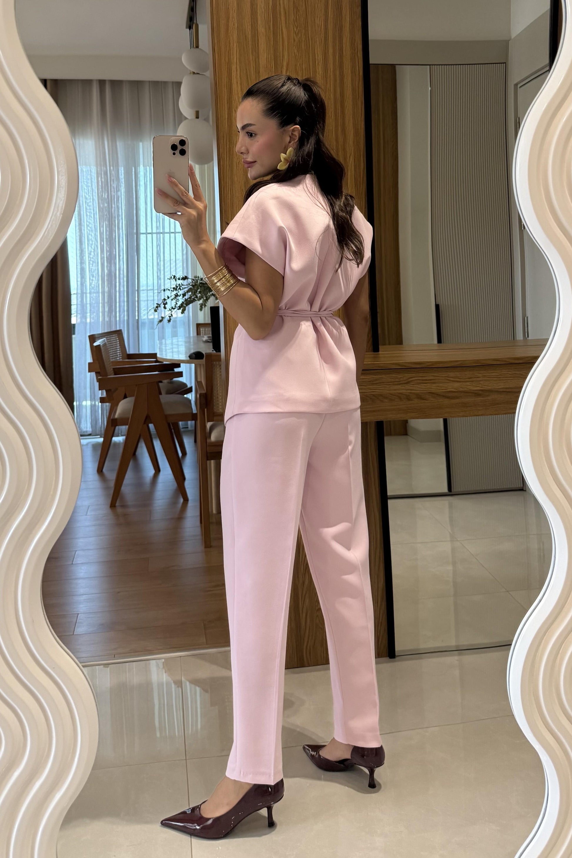 Alenya Şeker Pembe Yelekli Kuşaklı Takım