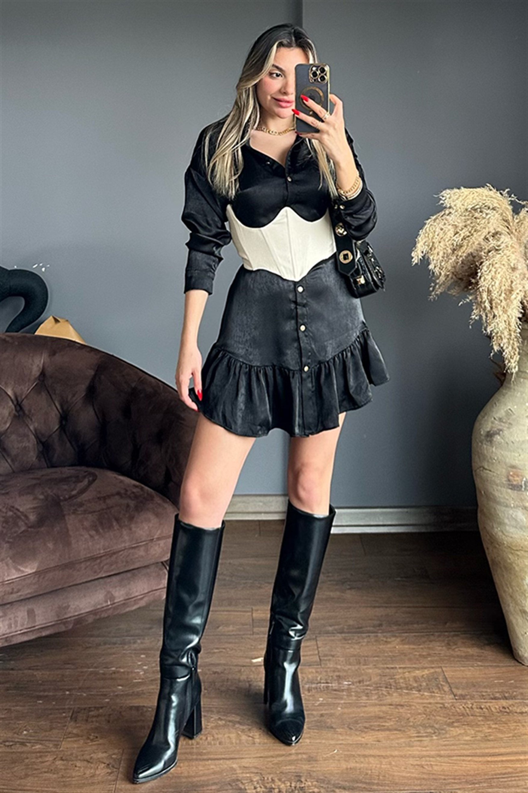 Altı pileli siyah saten gömlek elbise