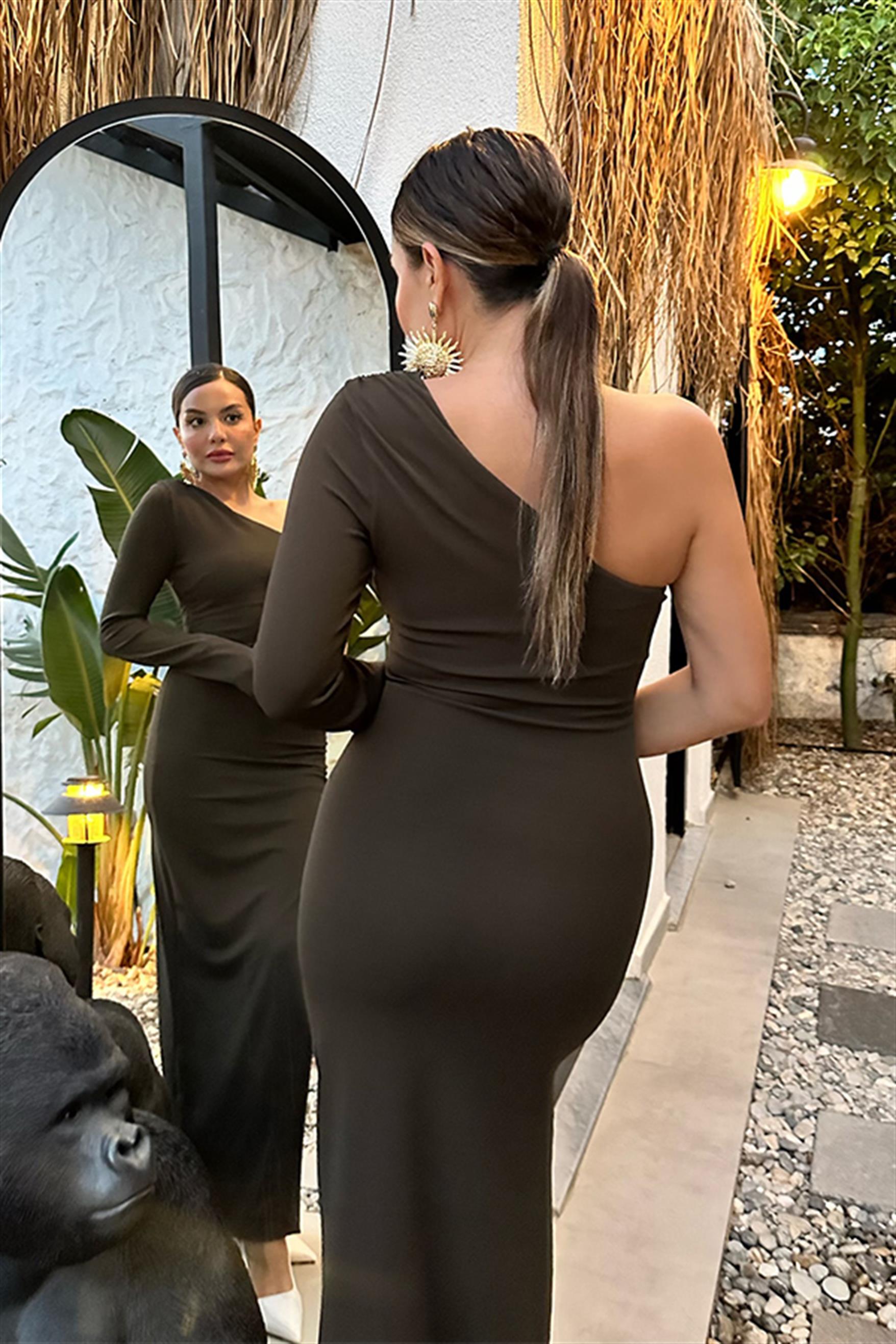 Amorous tek omuz drapeli haki elbise