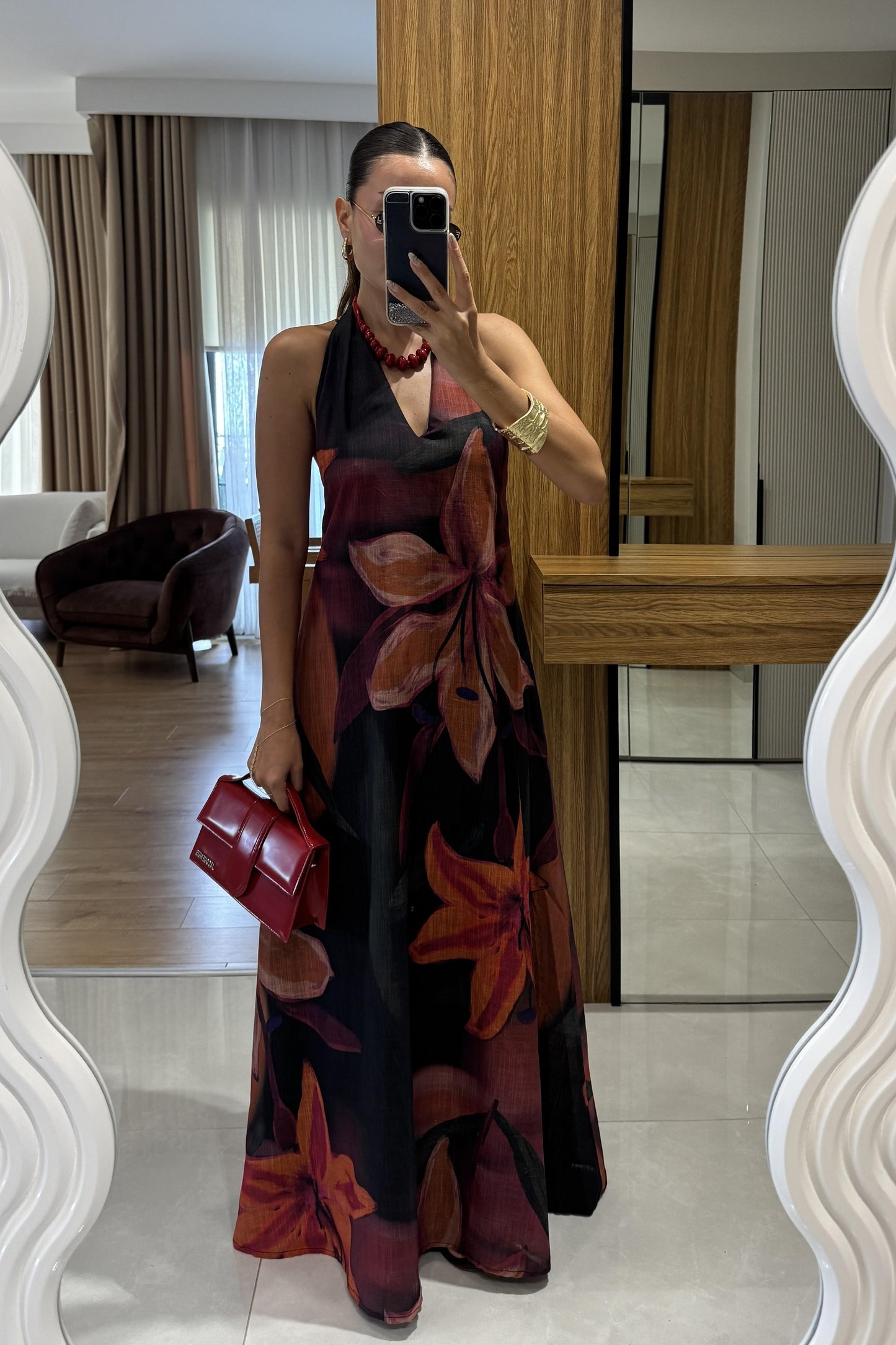 Angola Sırt Dekolteli Büyük Çiçek Desenli Siyah Maxi Elbise