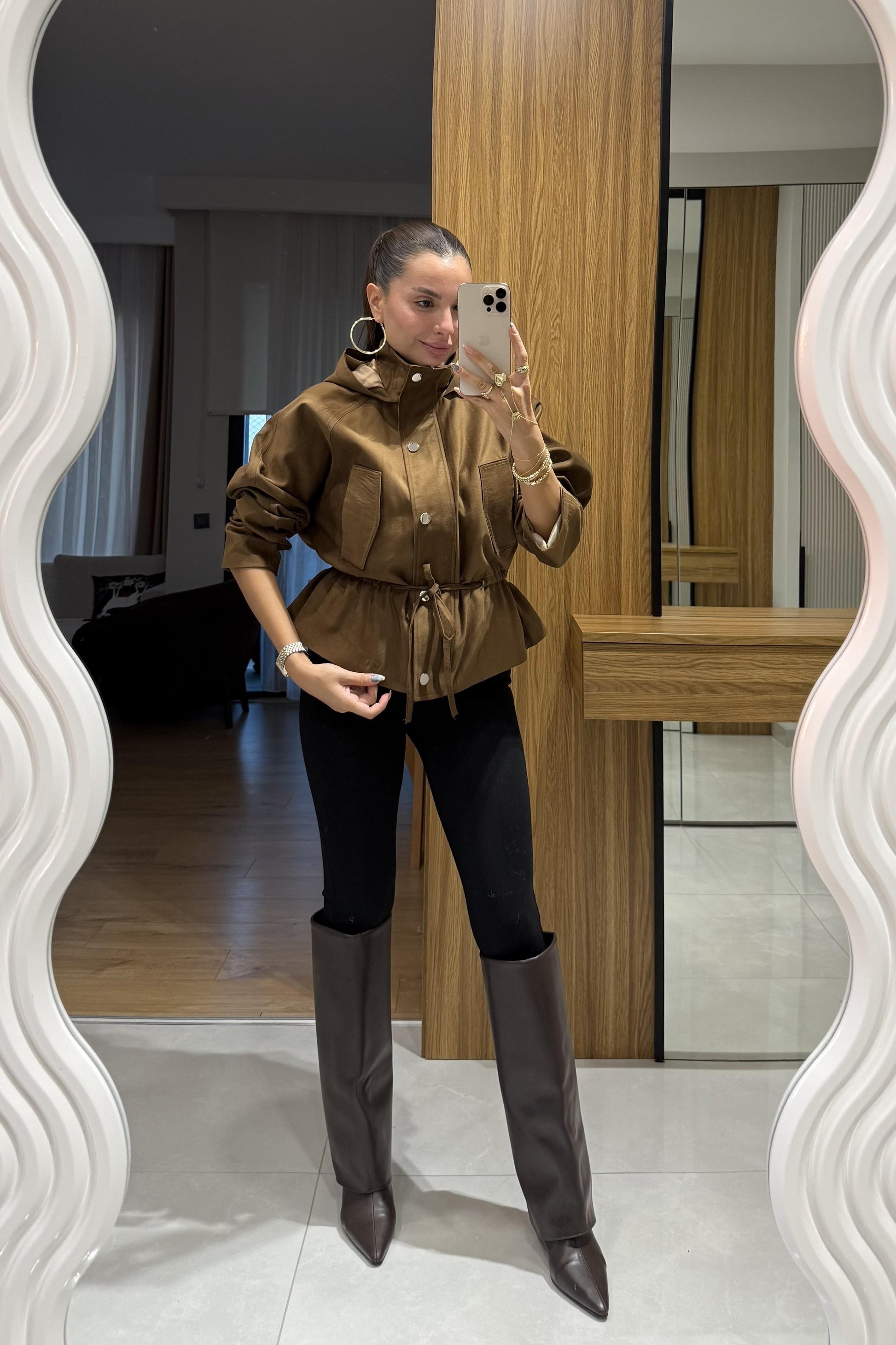 Antonia Belden Büzgülü Ceket