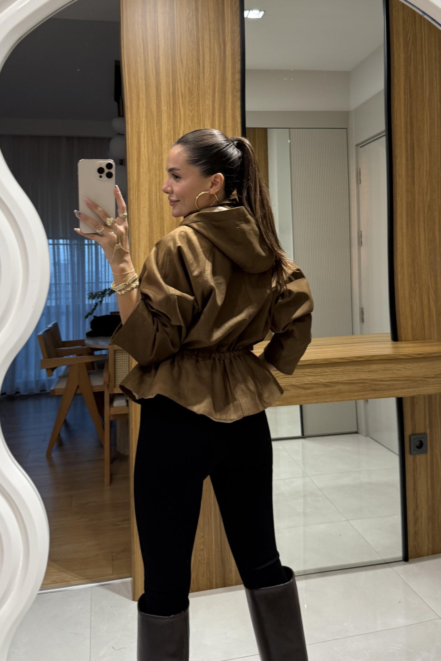 Antonia Belden Büzgülü Ceket