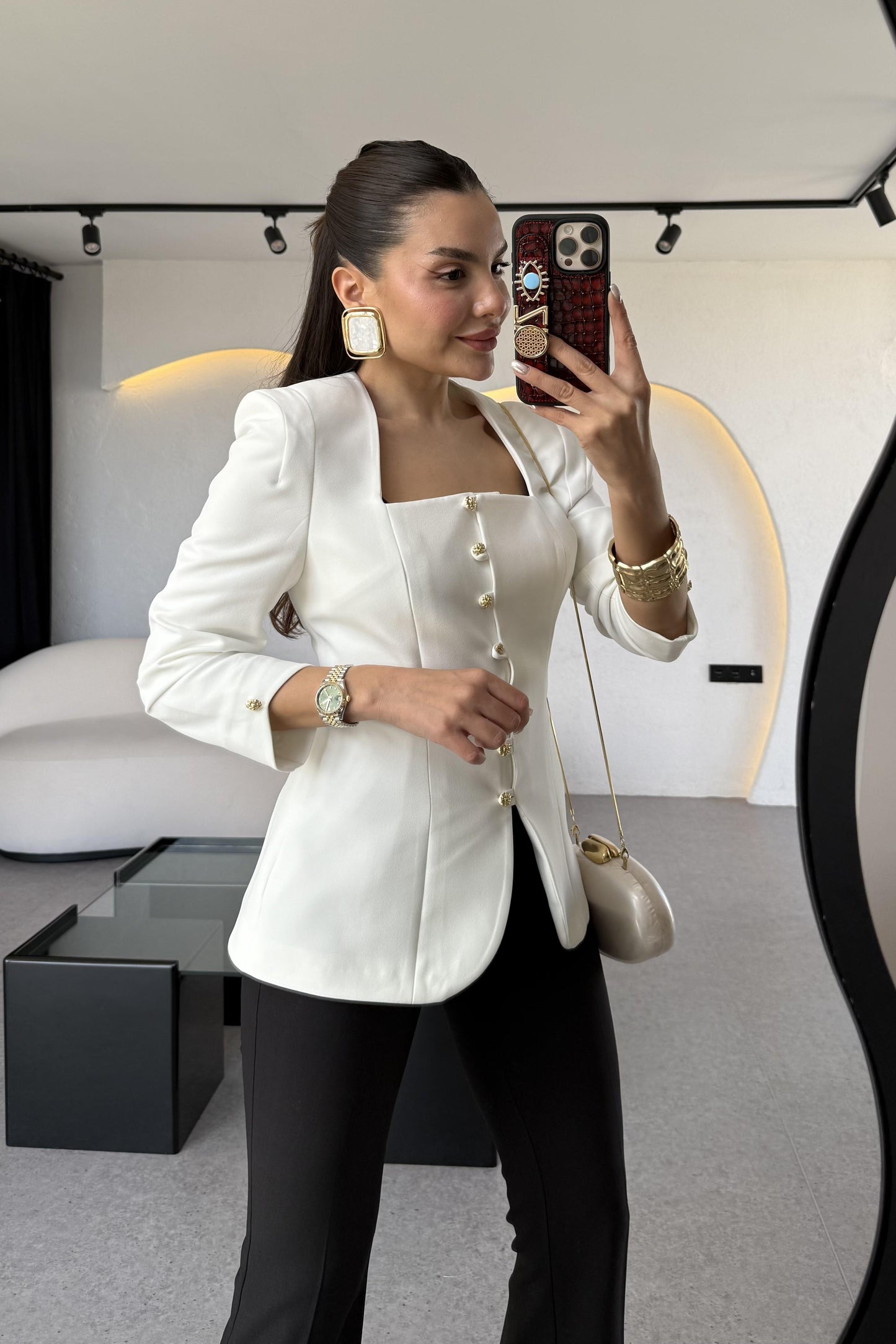 Ariana Beyaz Vatkalı Tasarım Blazer