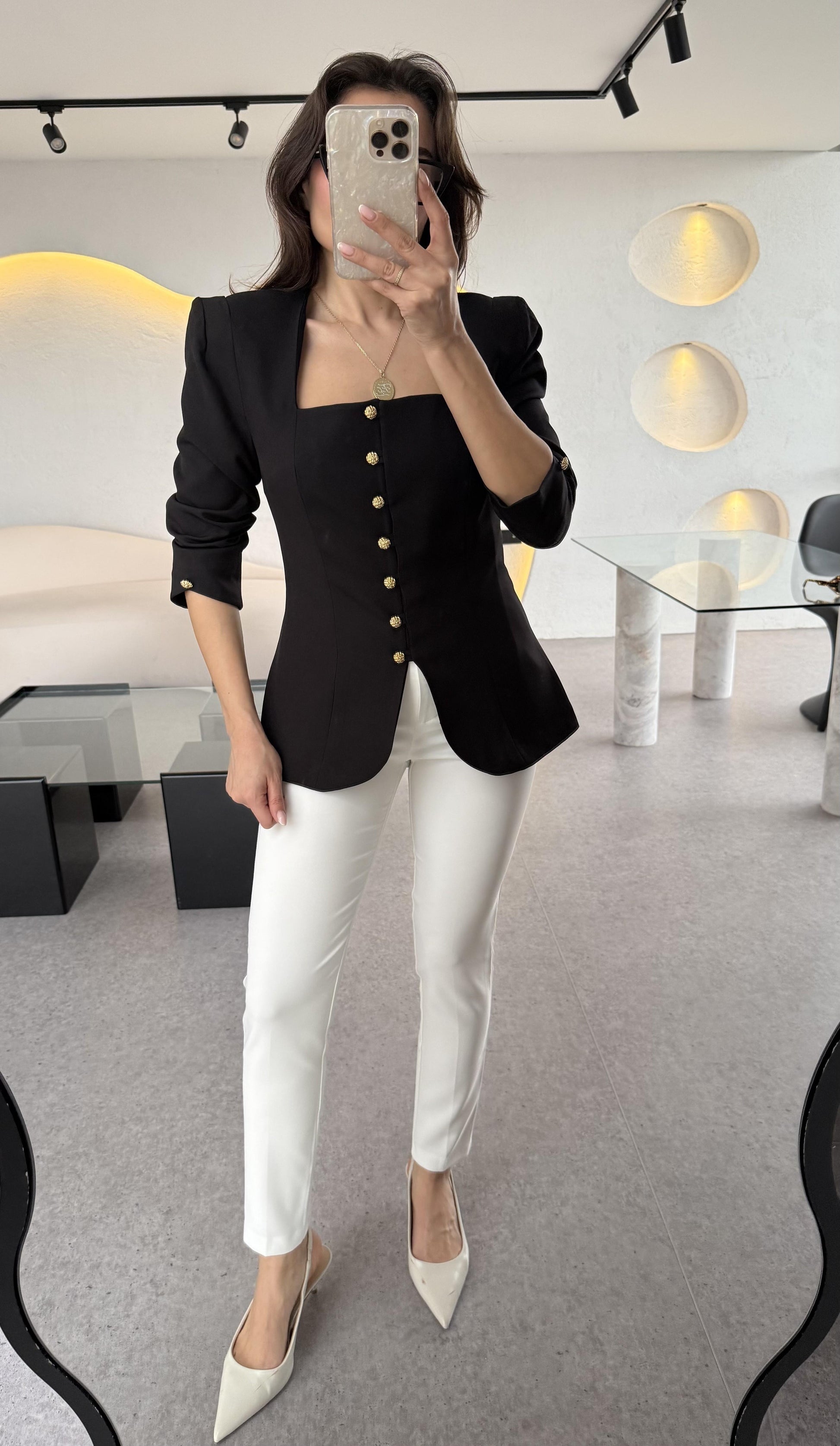 Ariana Siyah Vatkalı Tasarım Blazer