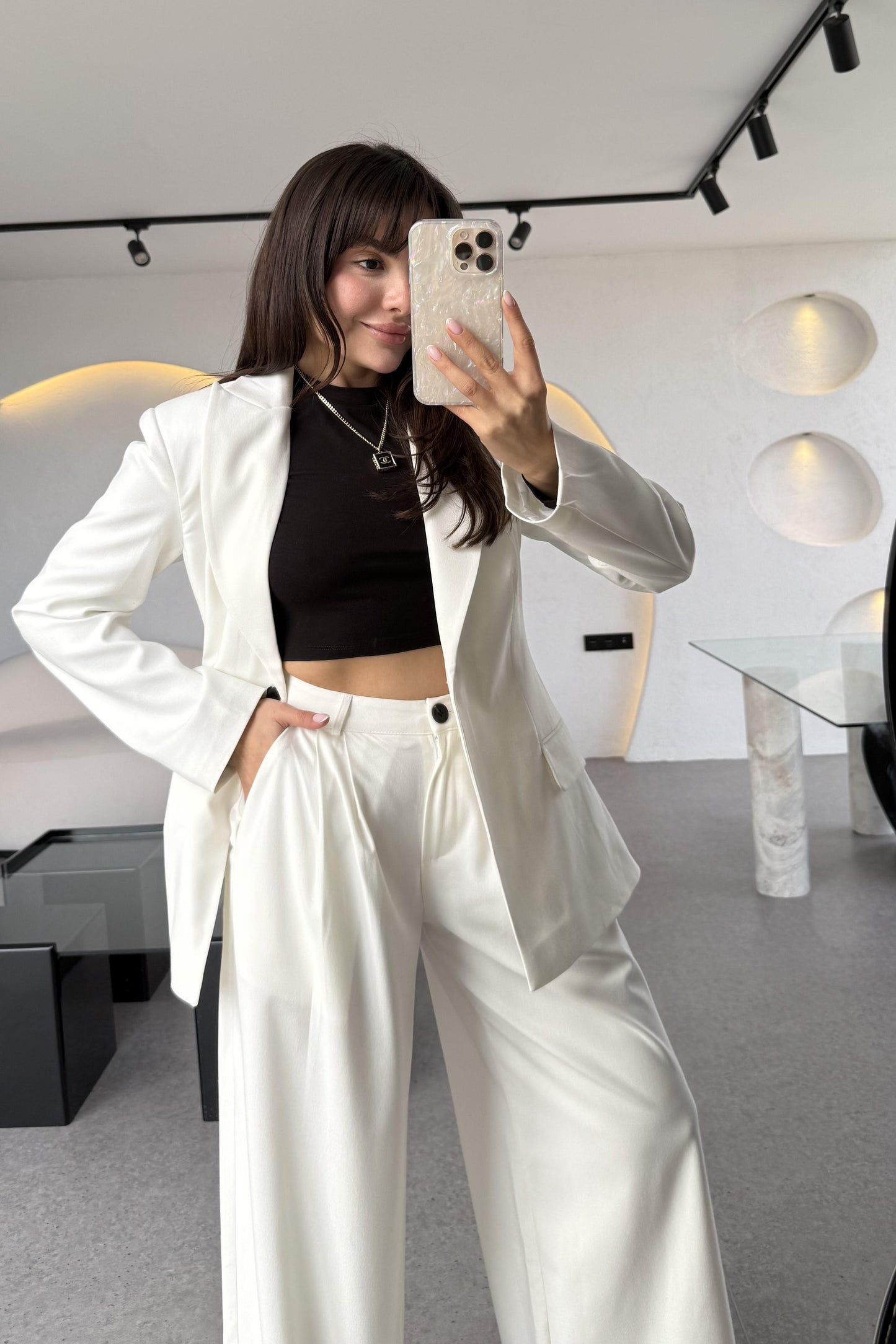 Barcelona Beyaz Premium Belden Oturtmalı Takım