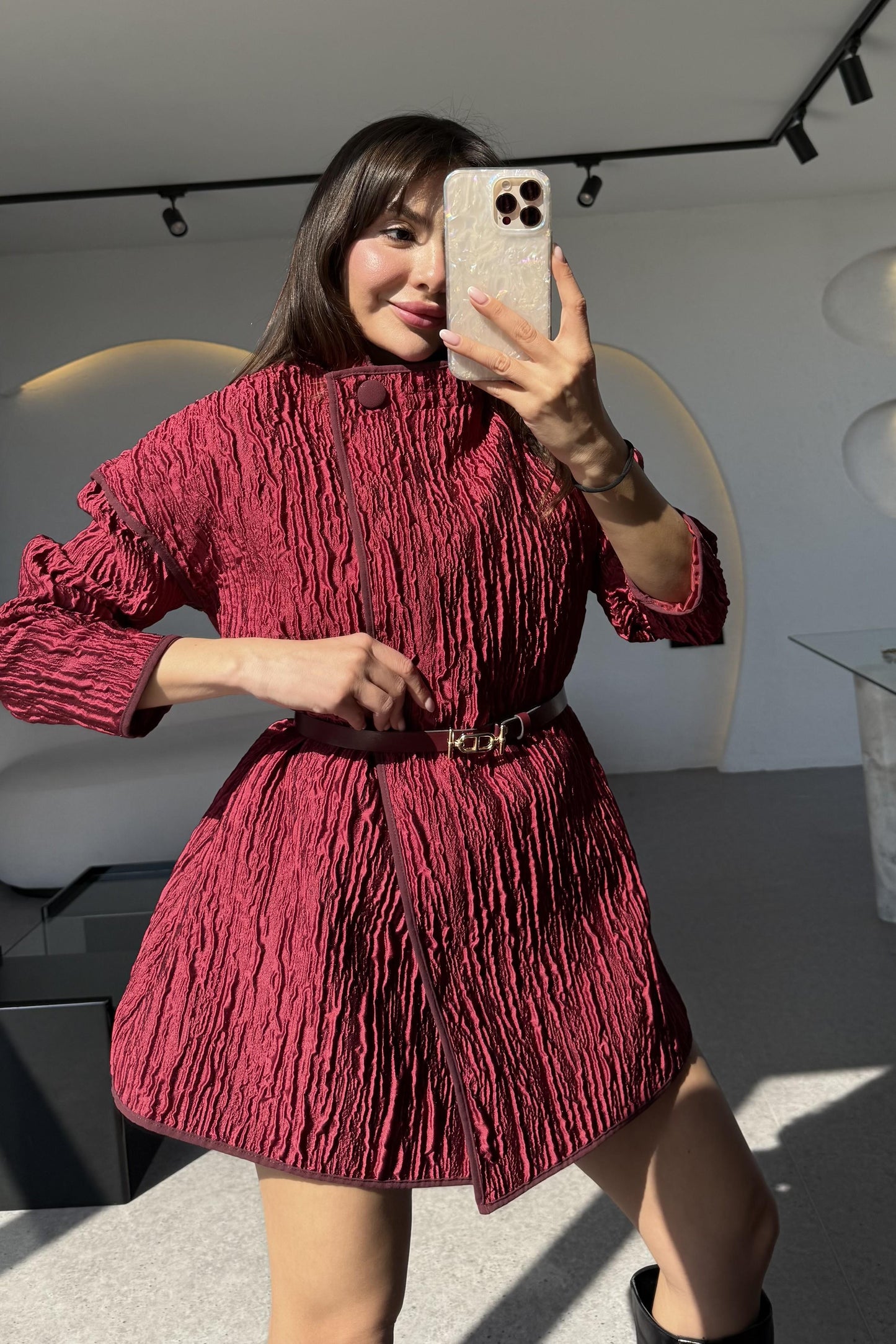 Belina Bordo Dik Yaka Jakarlı Kemerli Ceket