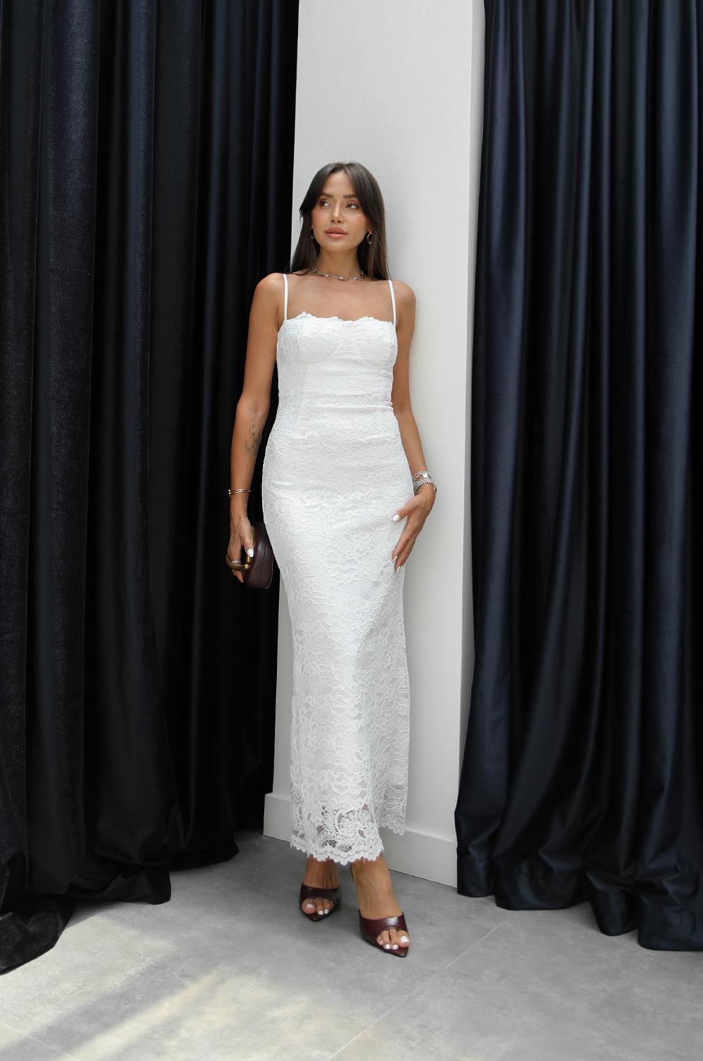 BEYAZ KULPLU DANTELLI ASKILI ELBISE