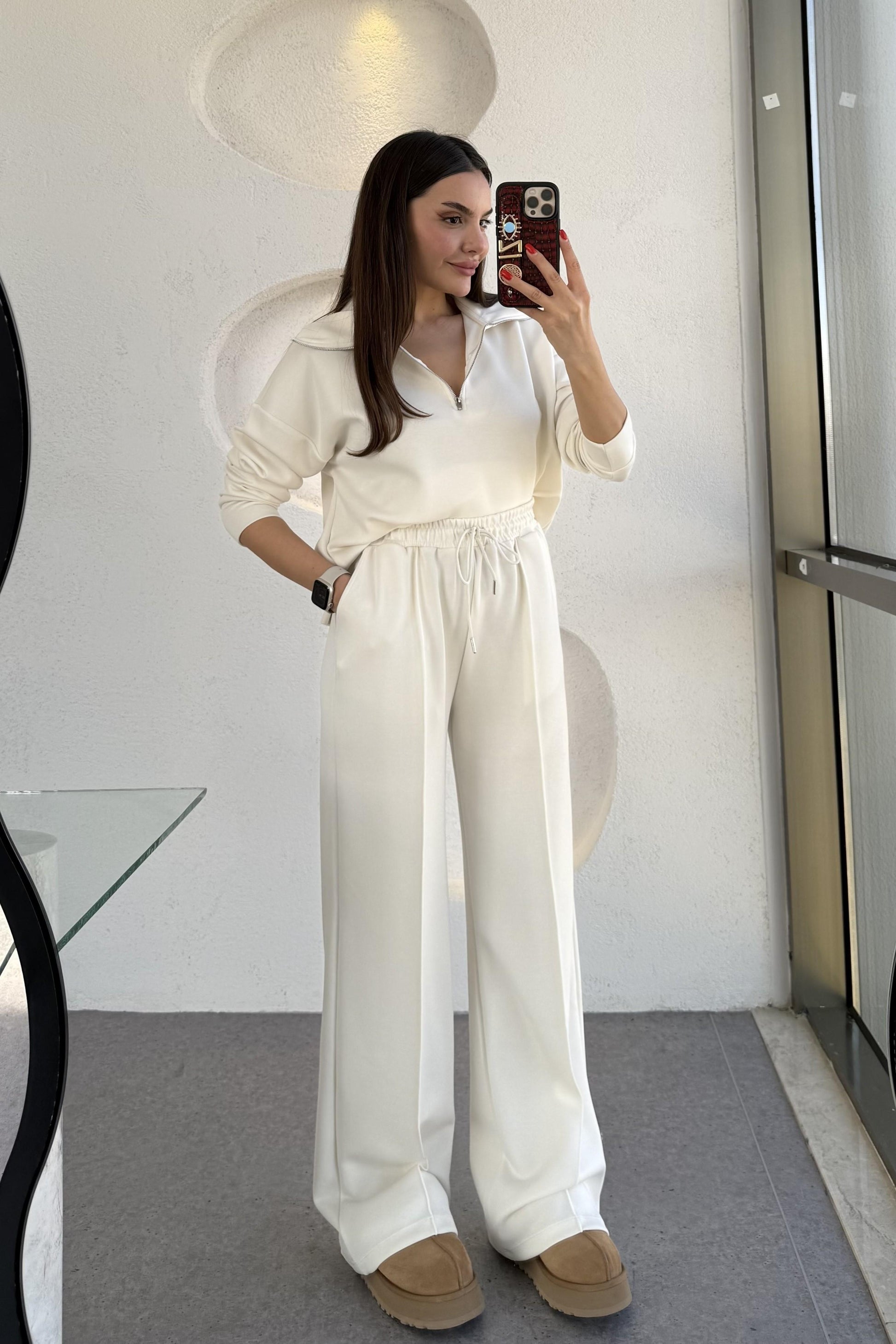 Blanke Beyaz Fermuarlı Modal Takım