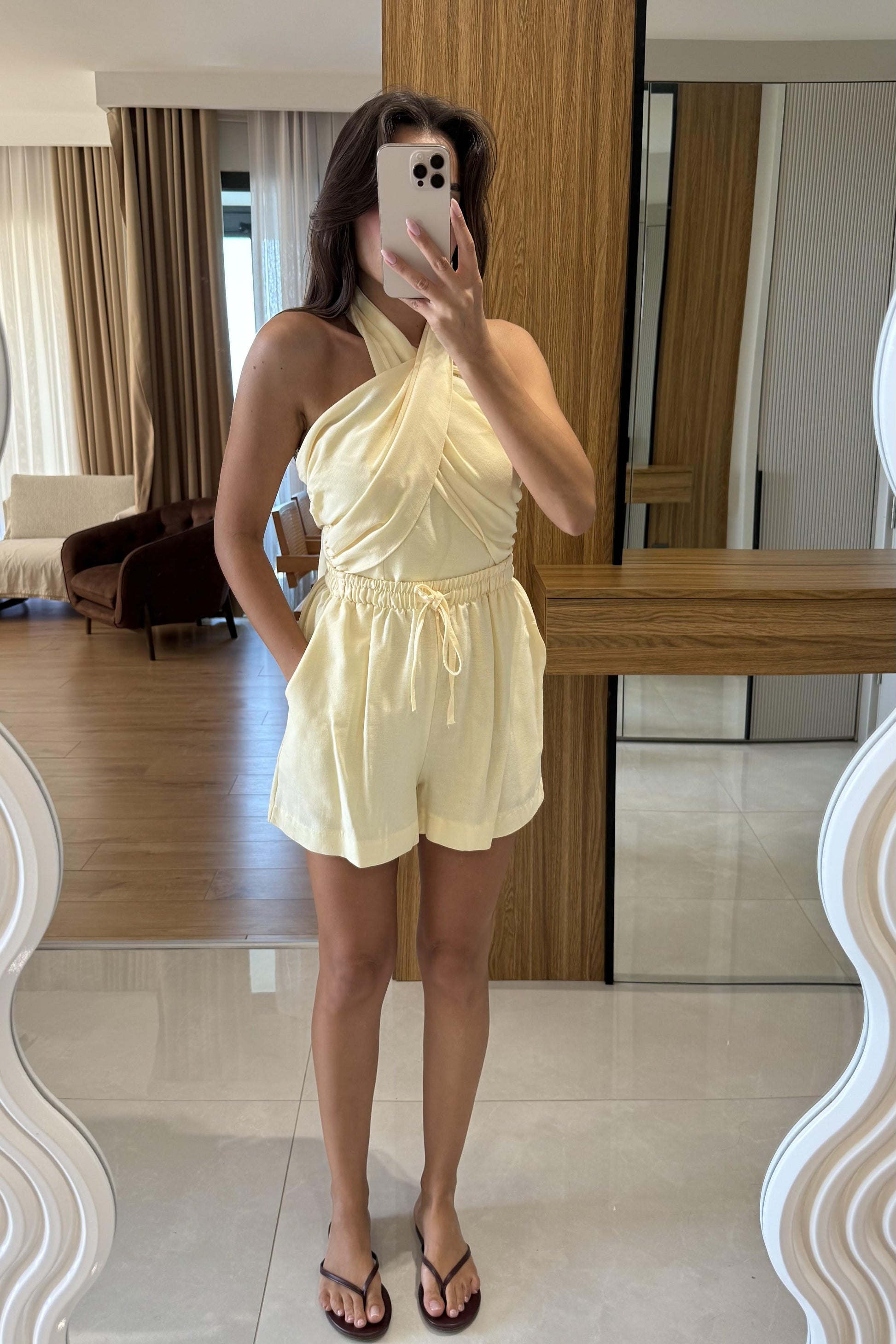 Blones Sarı Boyundan Bağlamalı Keten Takım