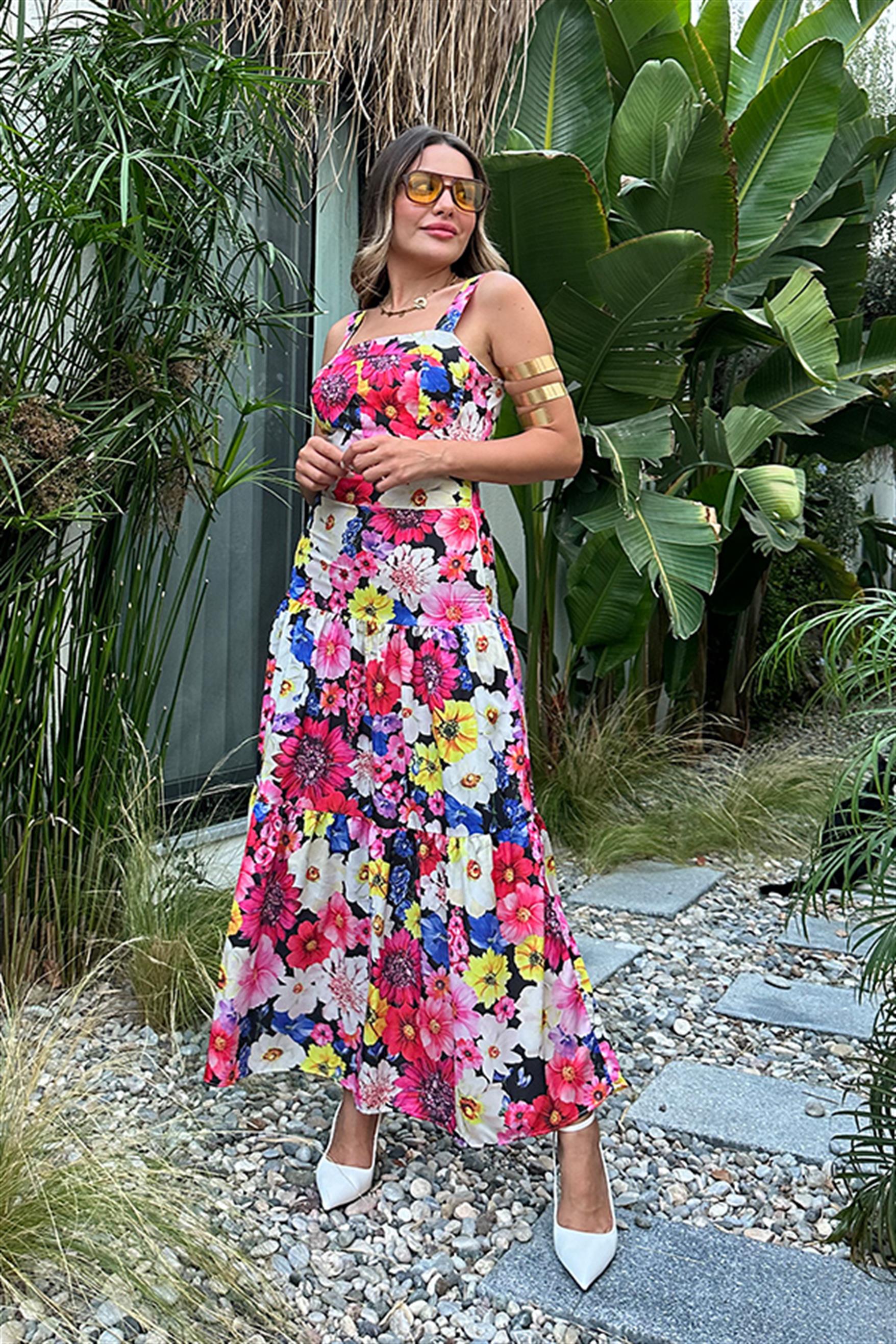 Blume renkli ikili takım