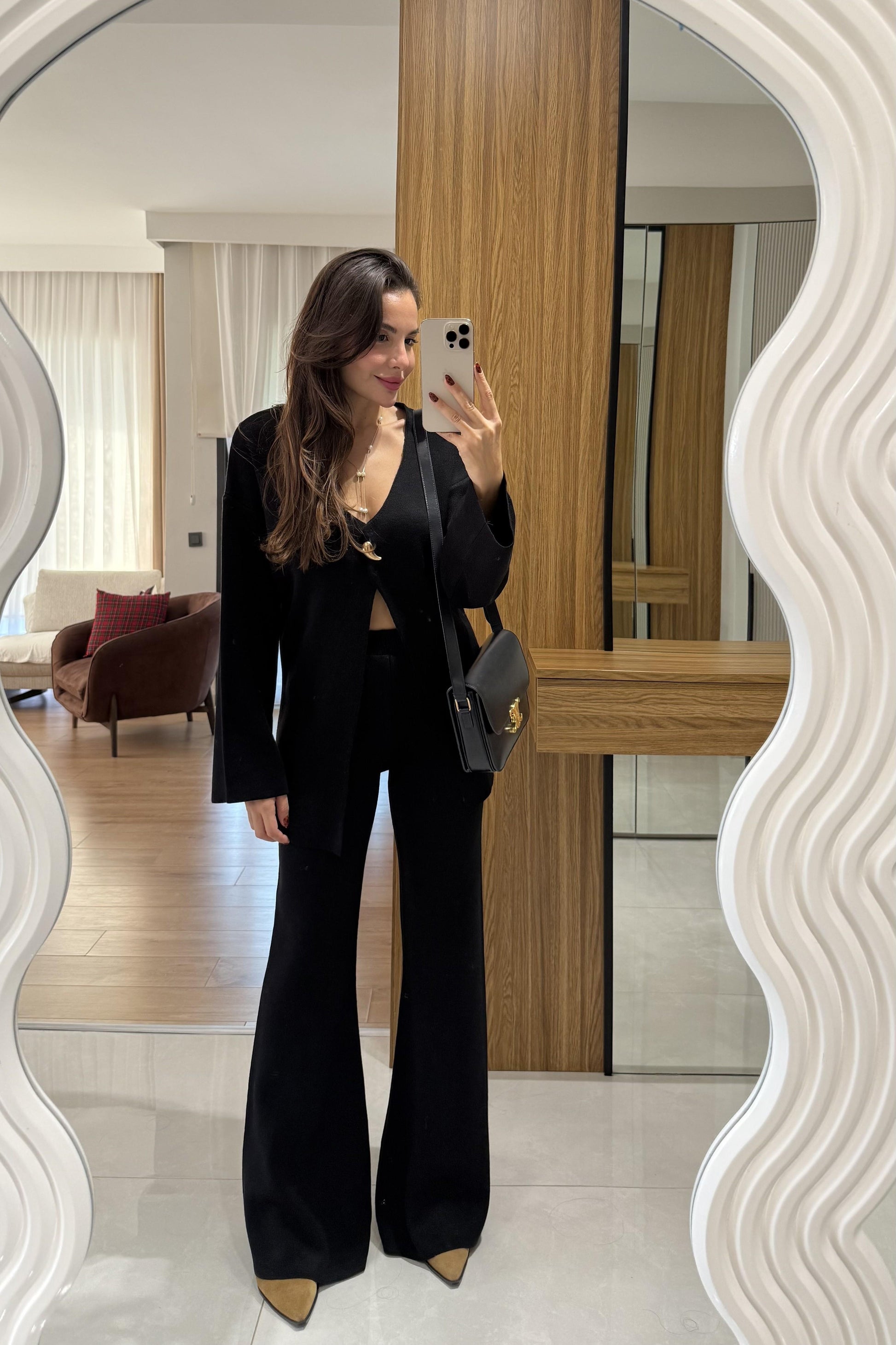 Cendra Siyah Gold Aksesuarlı Triko Takım