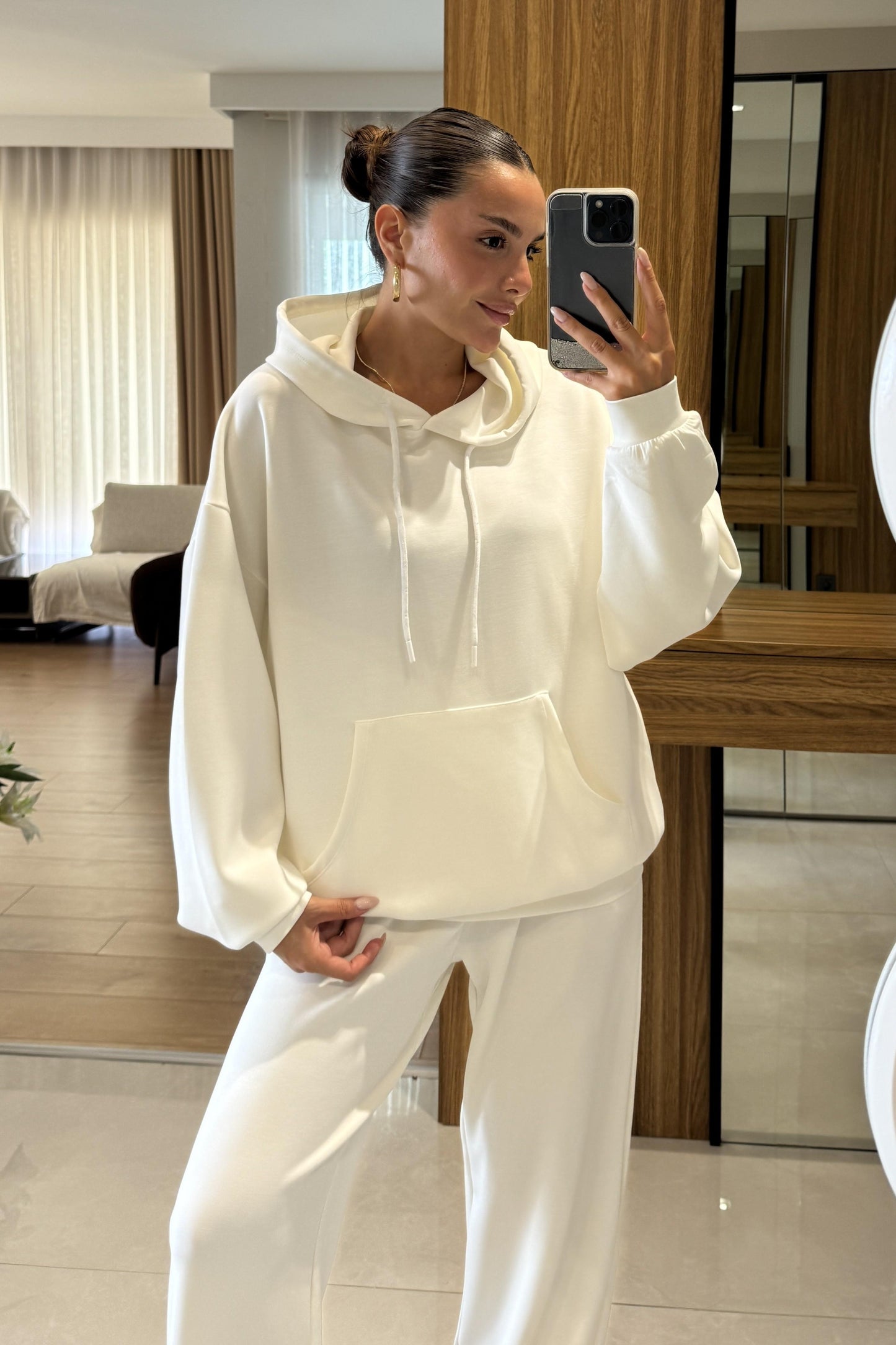 Dania Beyaz Oversize Kapüşonlu Eşofman Takımı