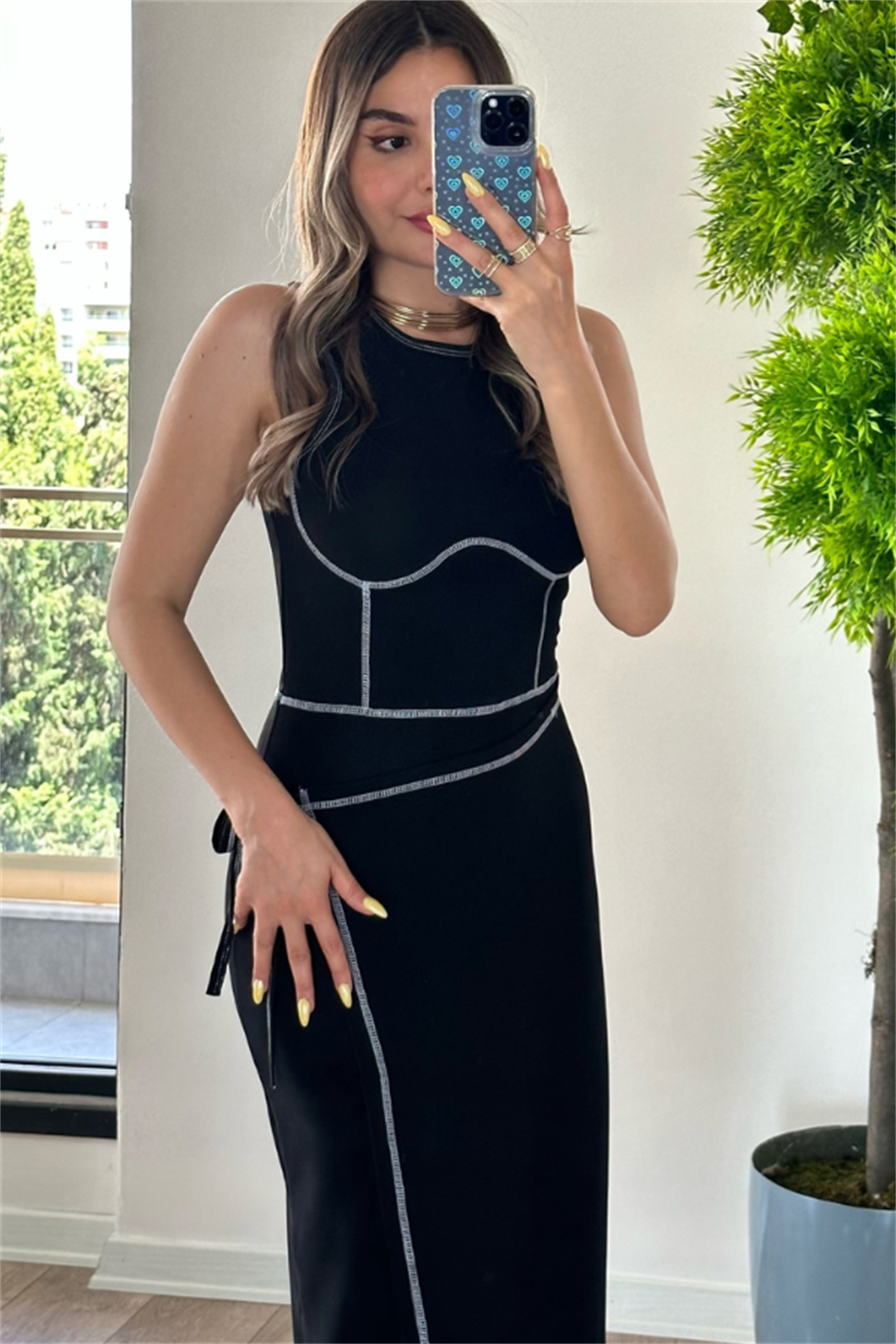 Dikiş detaylı siyah tasarım spor elbise
