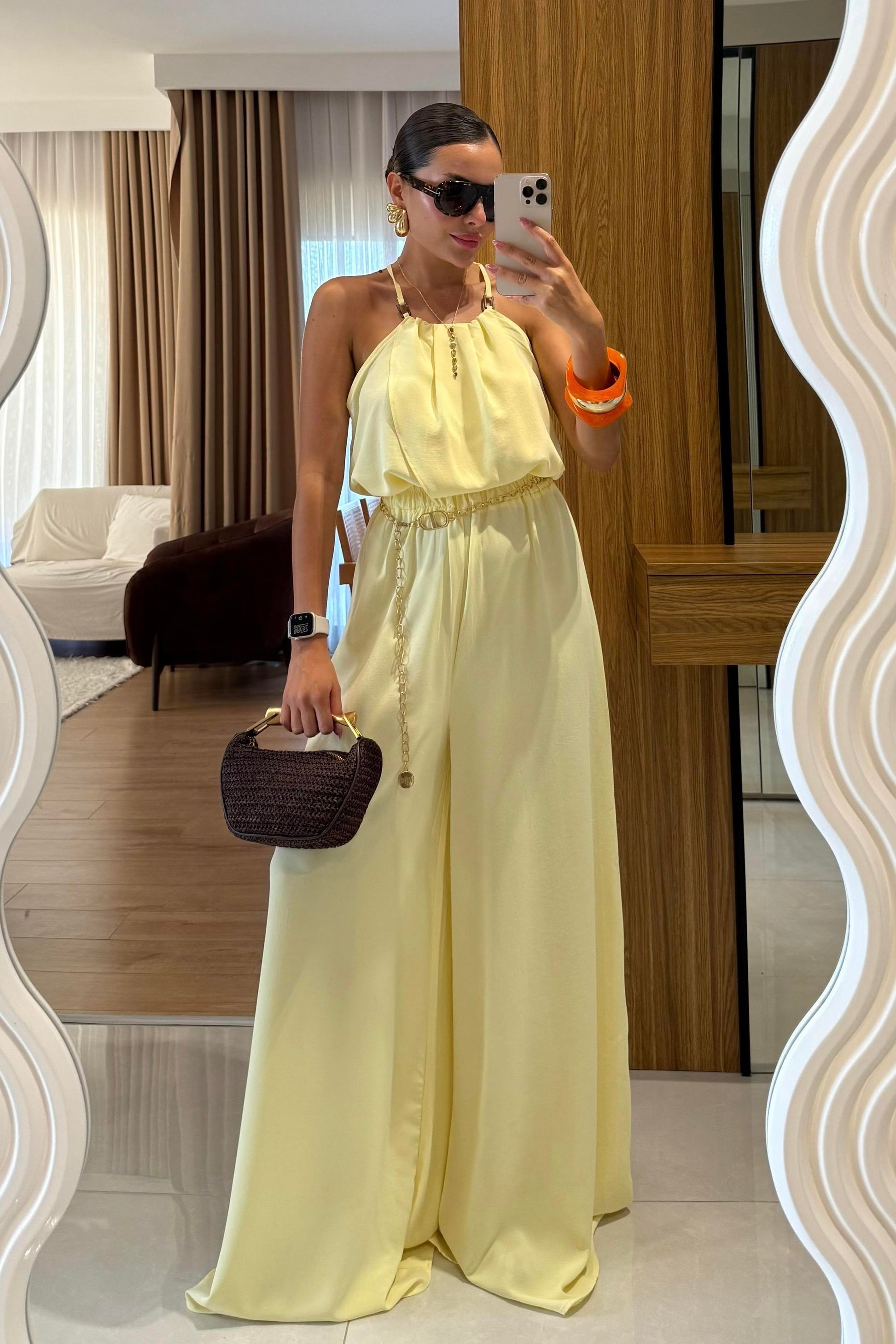 Draya Sarı Boyun Detaylı Pantolonlu Takım