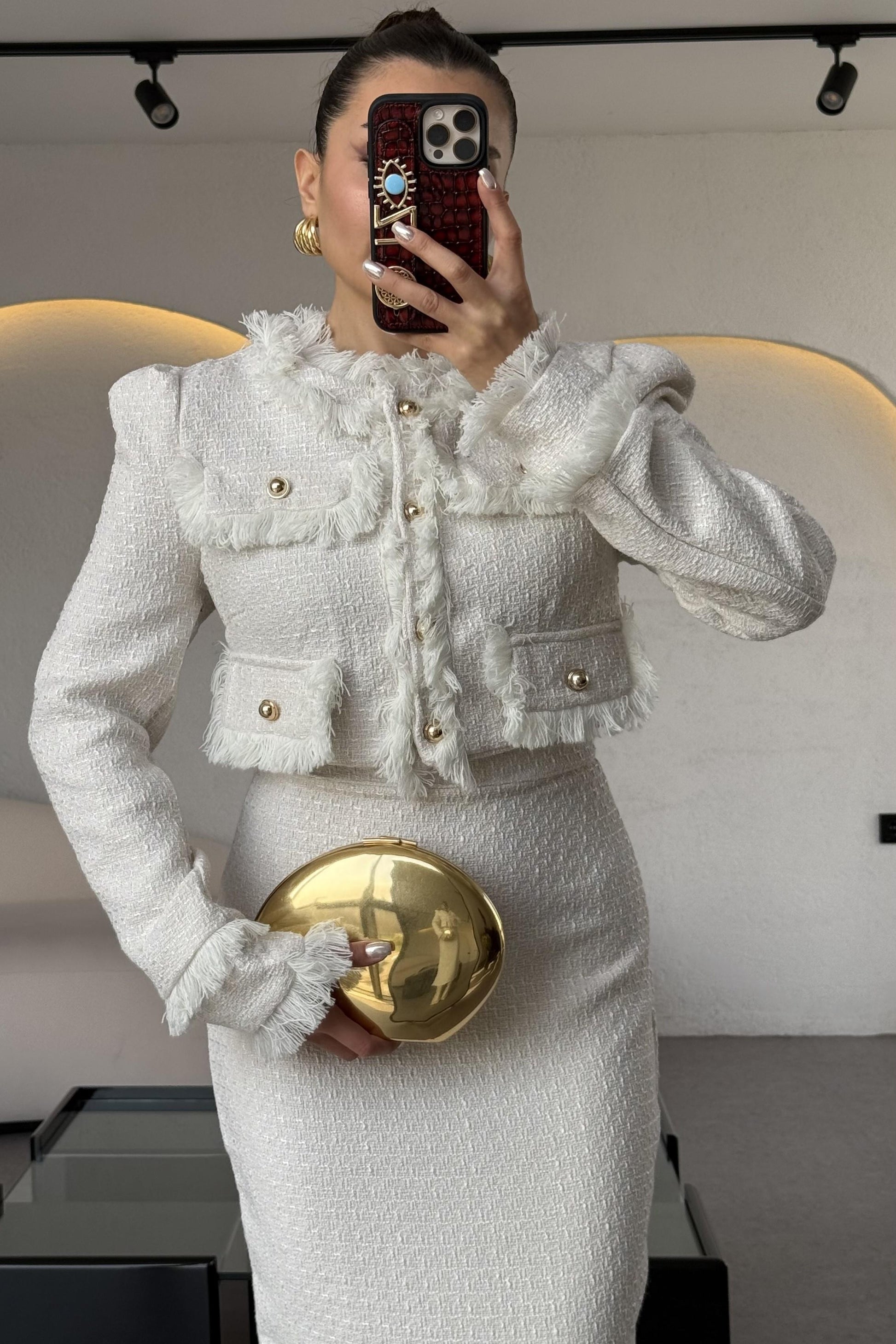 Dries Beyaz Gold Düğmeli Premium Tüvit Takım