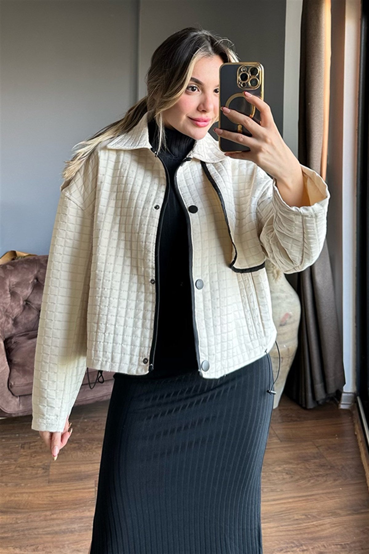 Ekru kapitone tasarım ceket