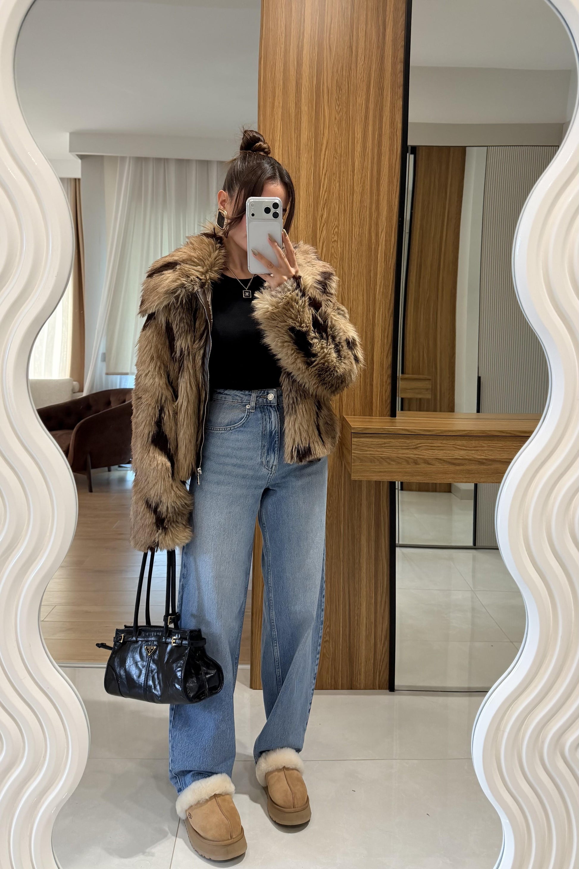 Fendy Camel Fermuarlı Kürk