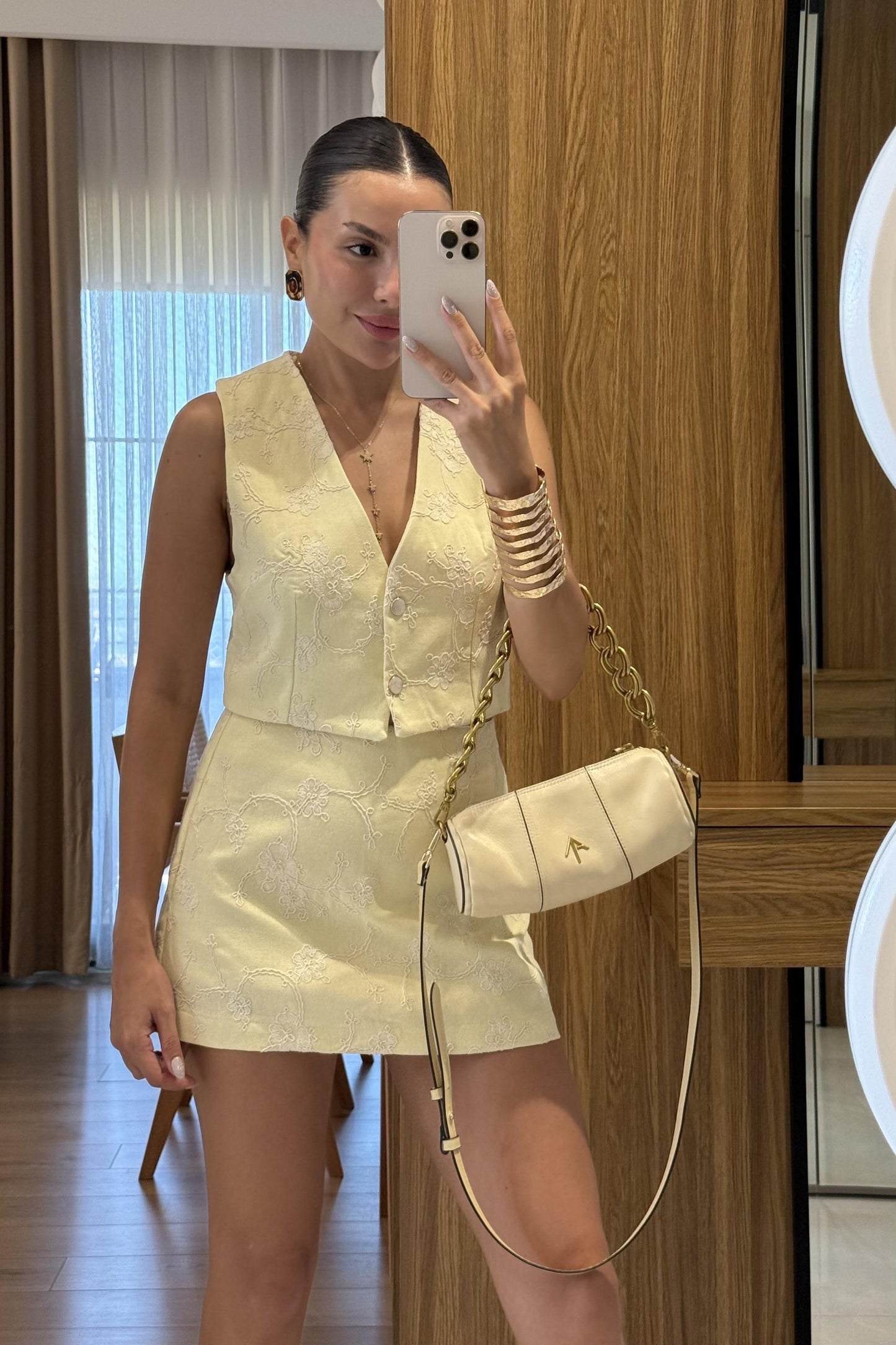 Frenchie Sarı Nakışlı şort takım