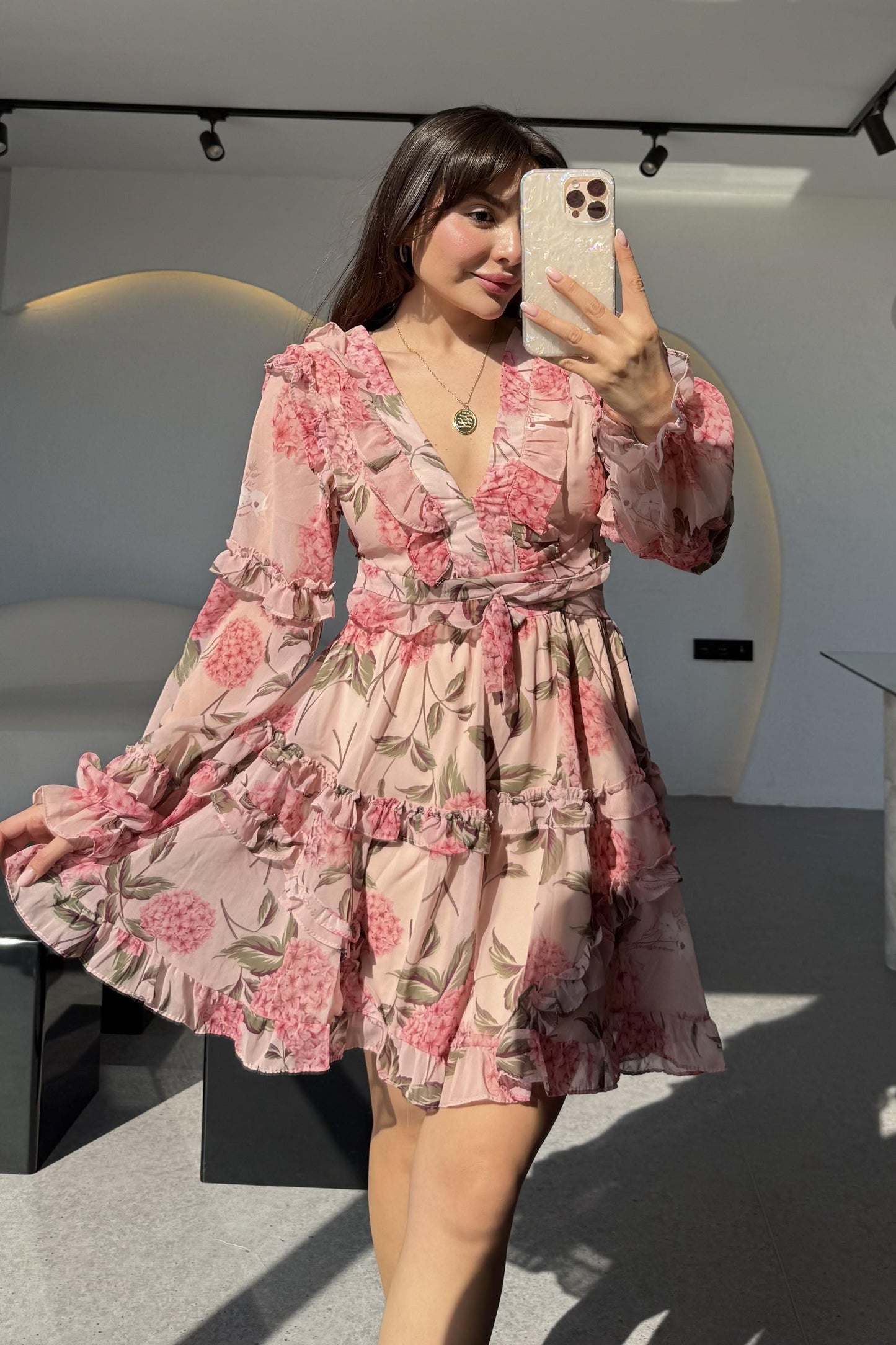 Isabell Pudra Arkası Dekolteli Çiçek Desen Elbise