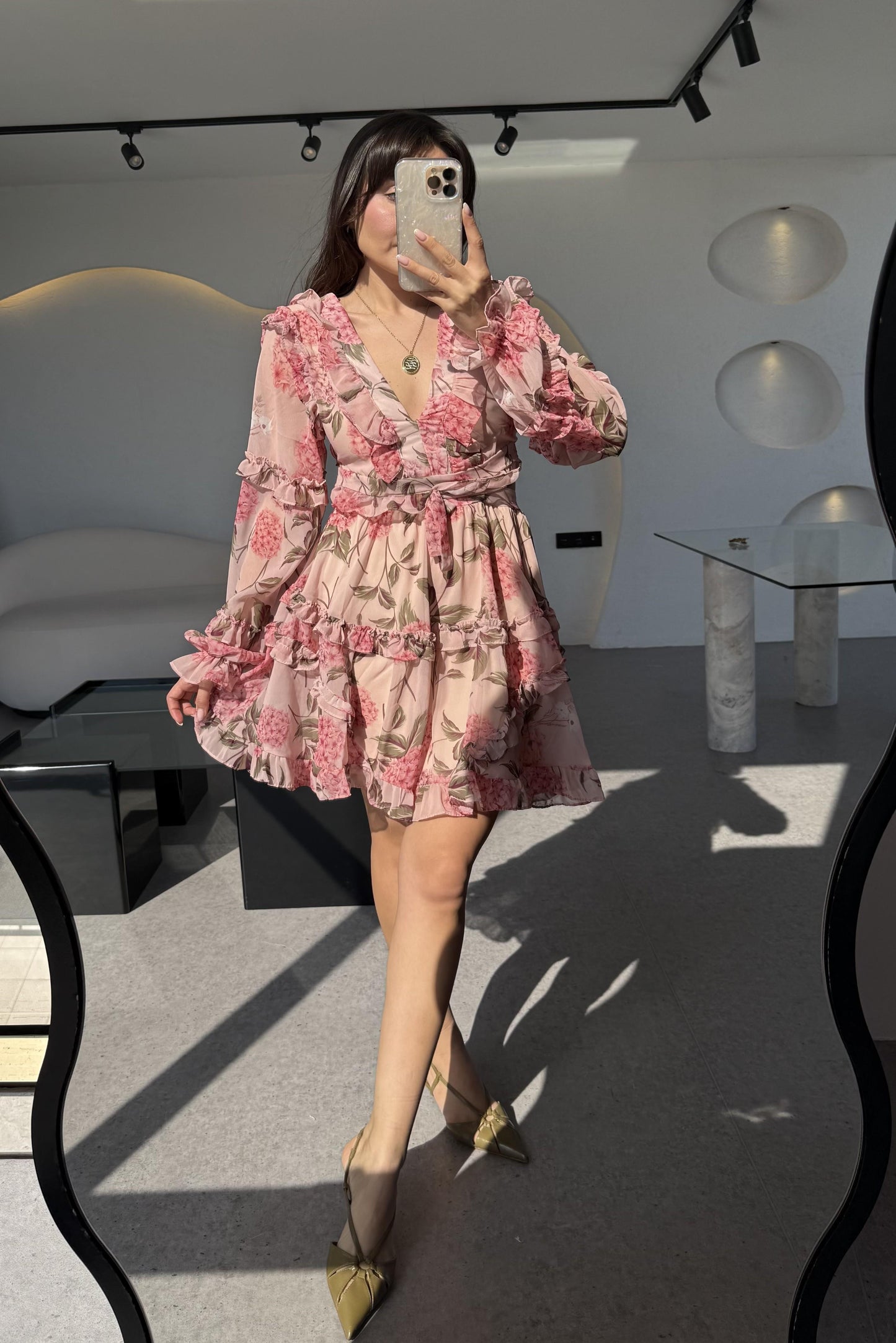 Isabell Pudra Arkası Dekolteli Çiçek Desen Elbise