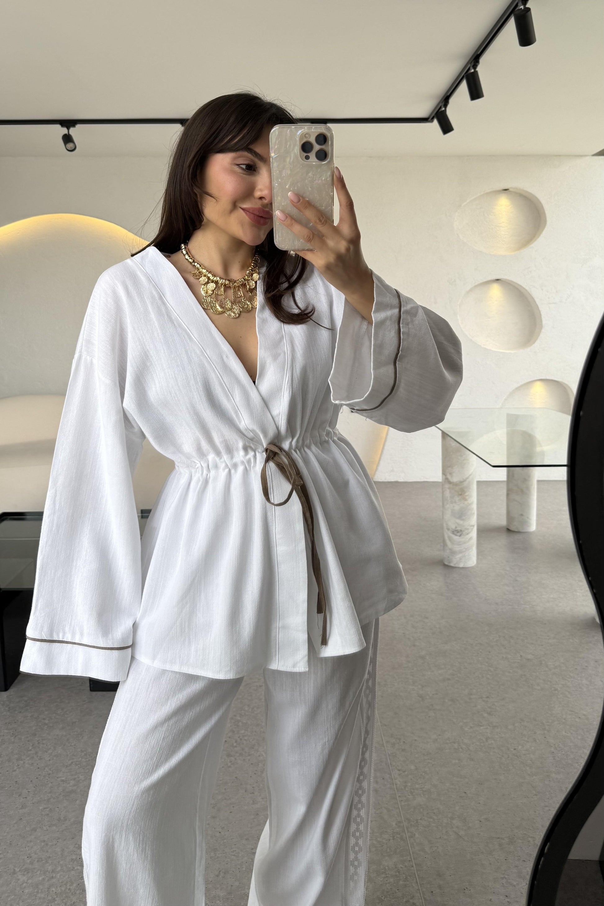İvana Beyaz Premium Kimonolu Keten Takım