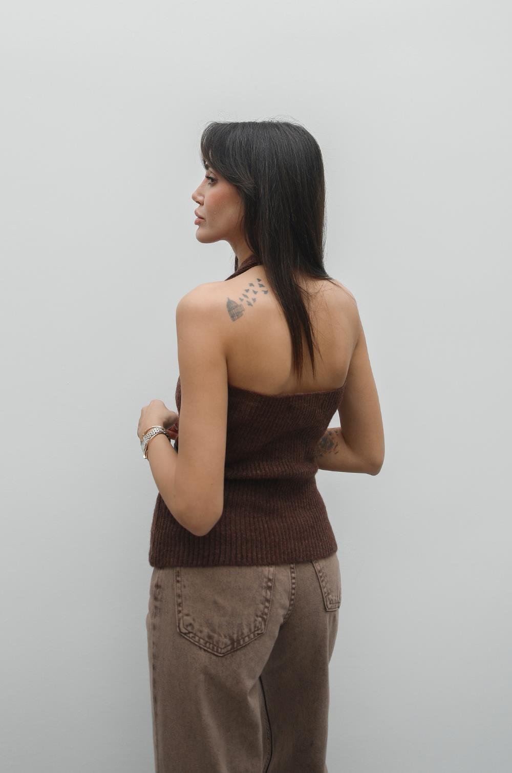 KAHVERENGI YANDAN KEMERLI TRIKO YELEK