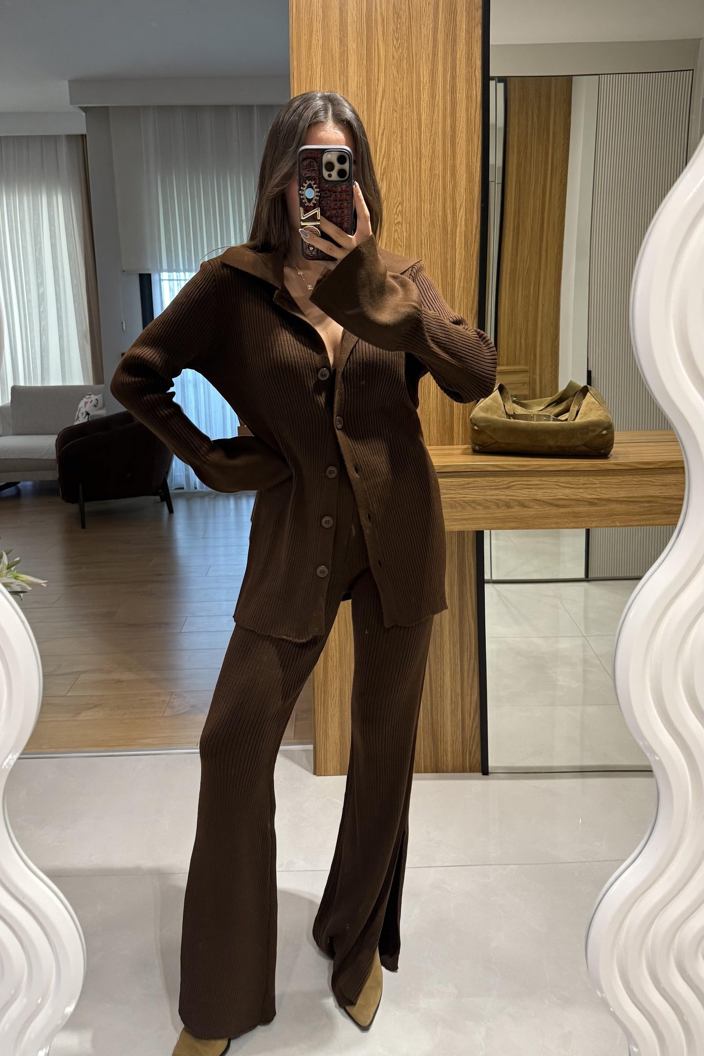 Kais Kahve Triko Düğmeli Takım