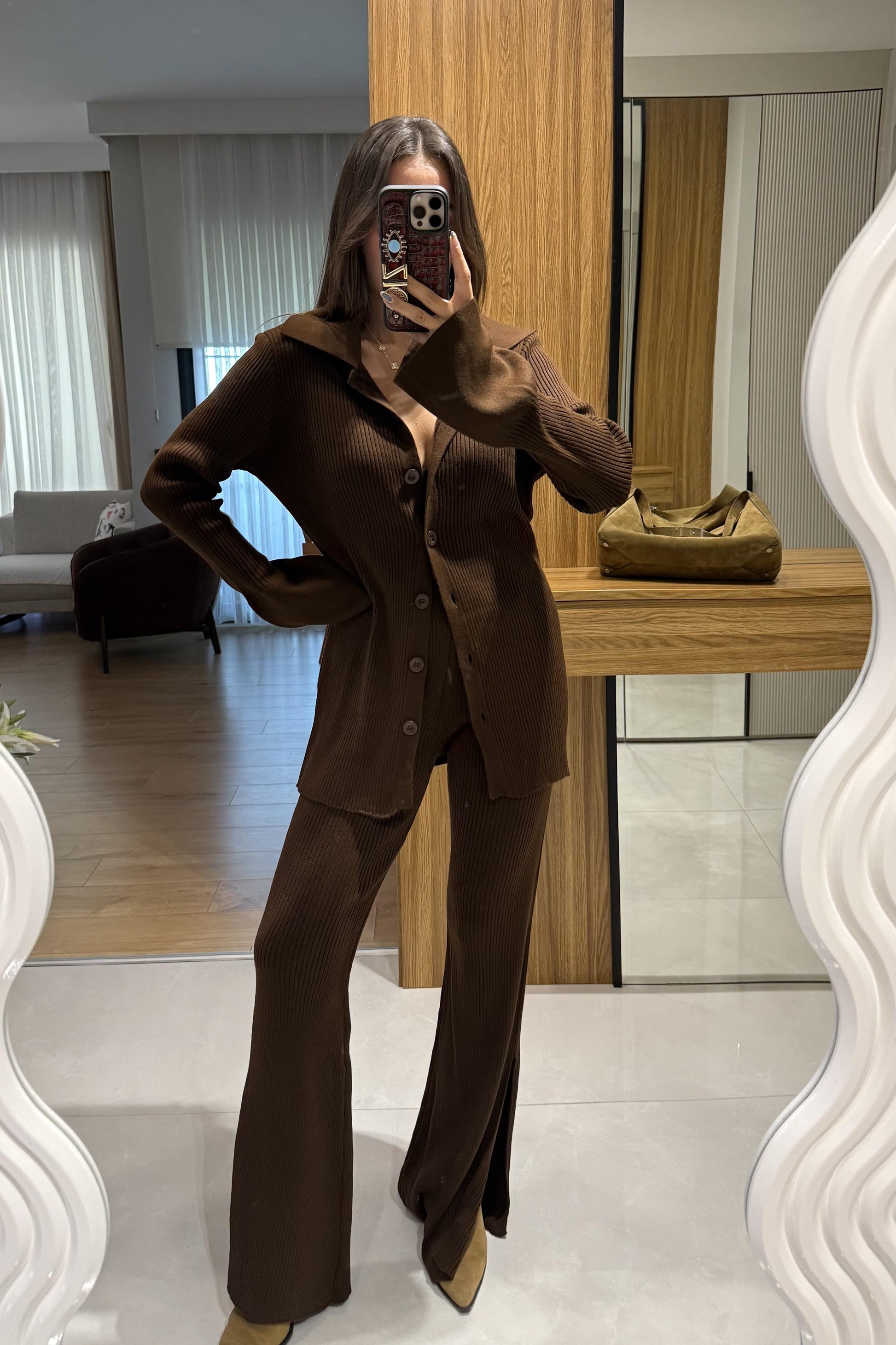 Kais Kahve Triko Düğmeli Takım