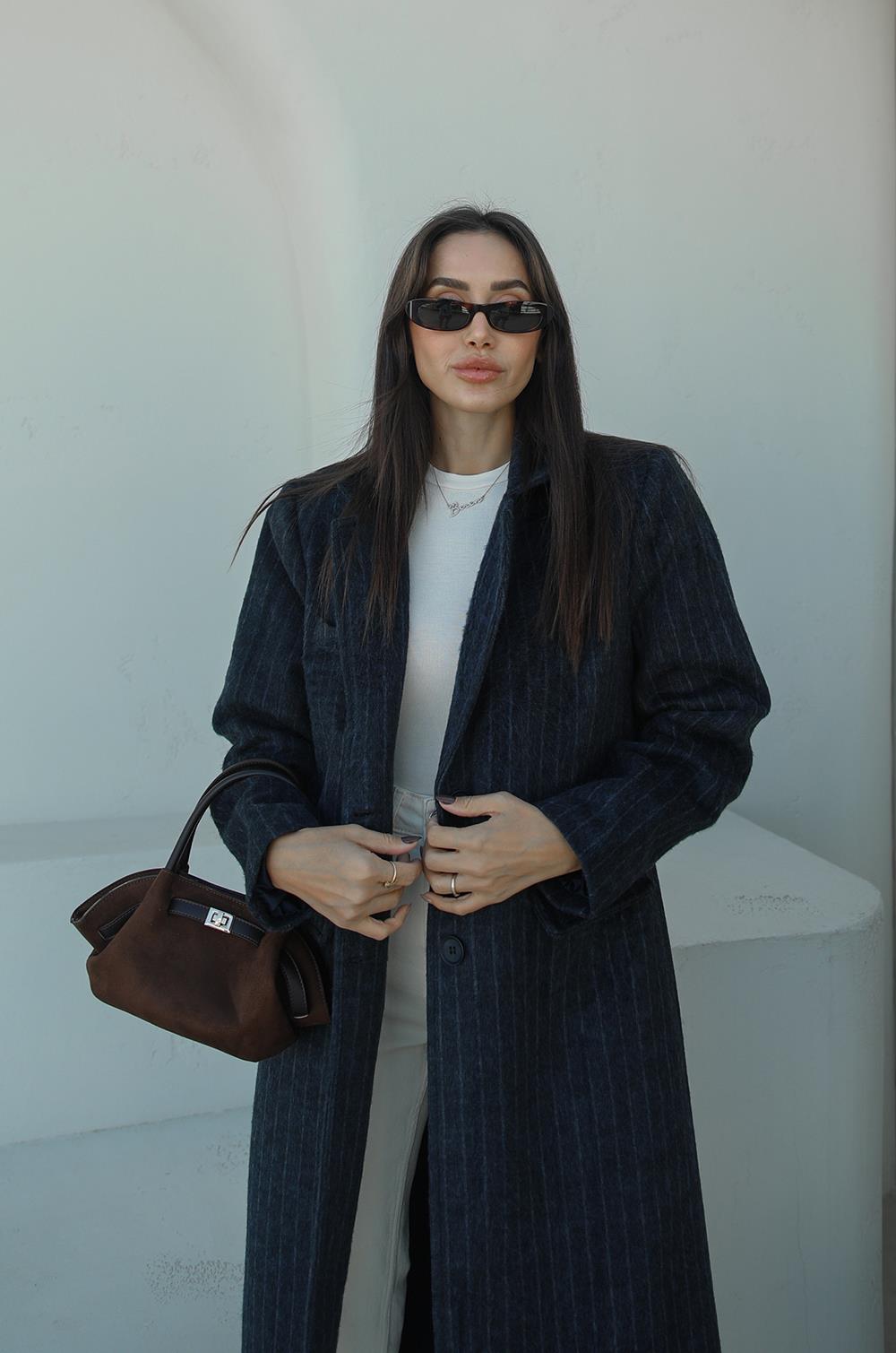 LACIVERT ÇIZGILI KABAN