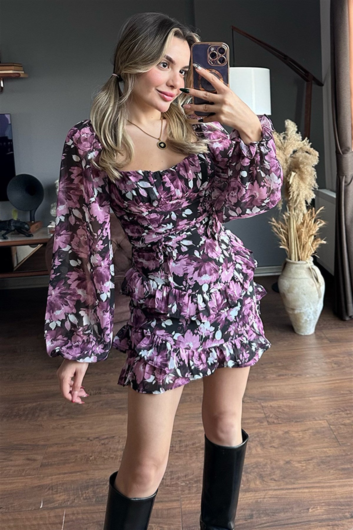 Lila çiçekli kat kat şifon elbise