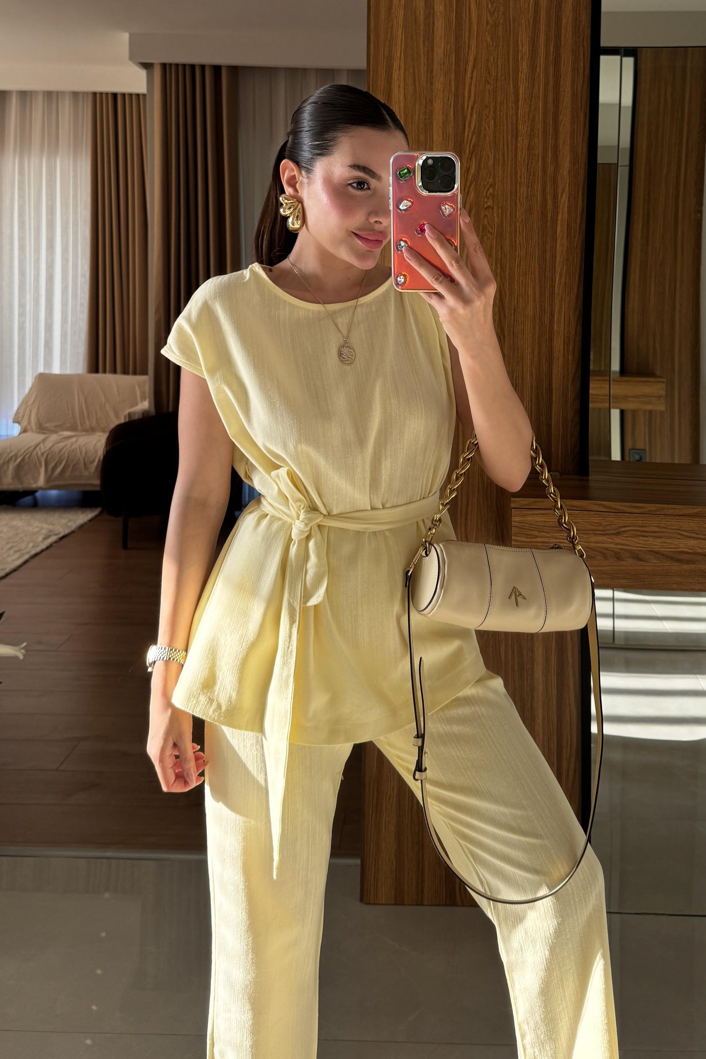 Lipa Sarı Omuz Detay Kuşaklı Takım