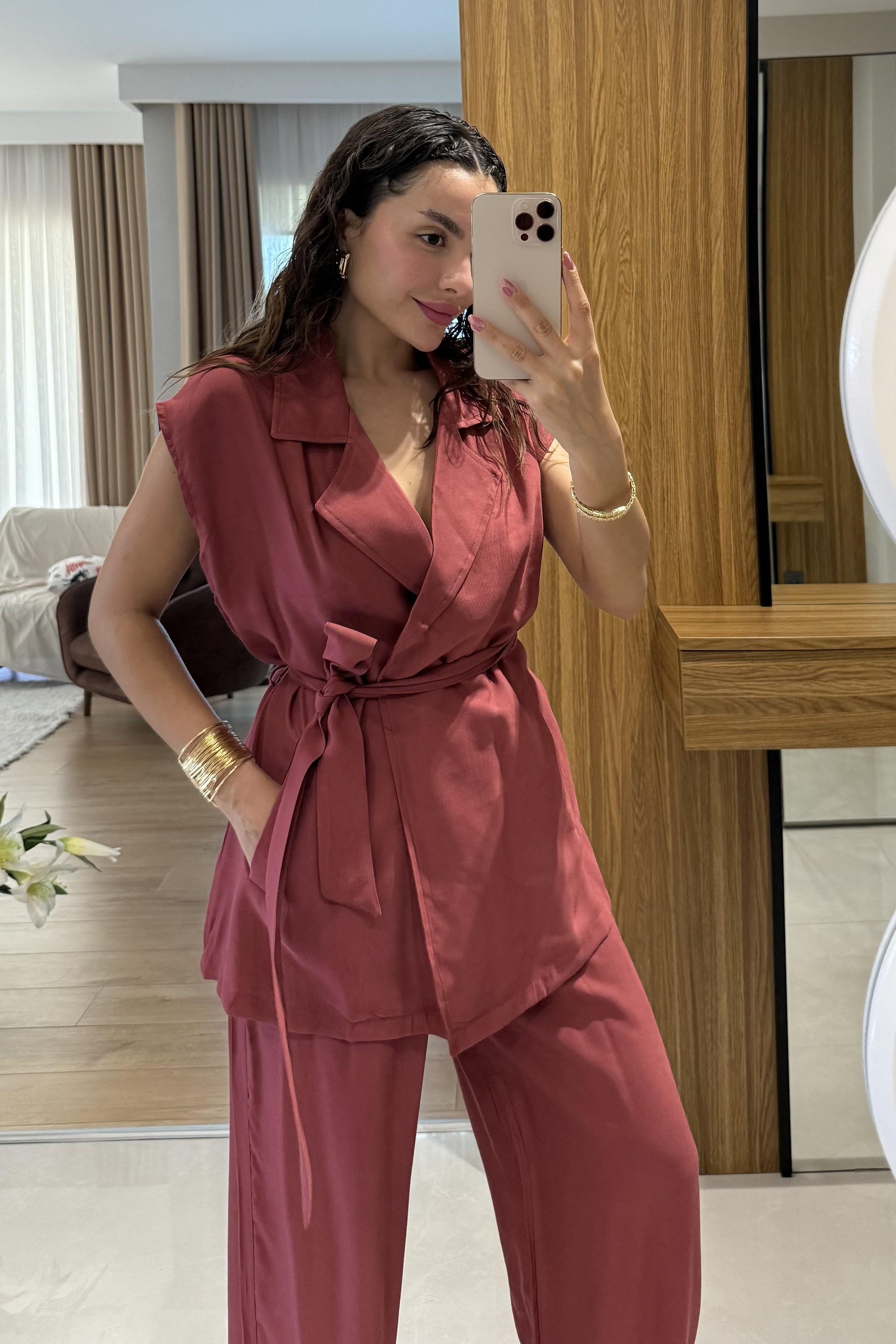 Lucie Bordo Kuşaklı Yelekli Takım