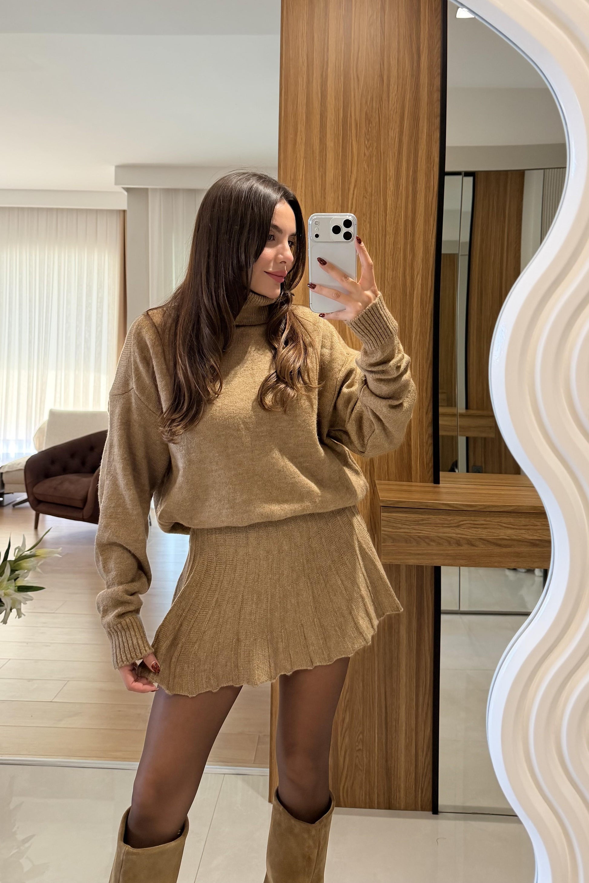 Lucien Camel Balıkçı Yaka Triko Etekli Takım