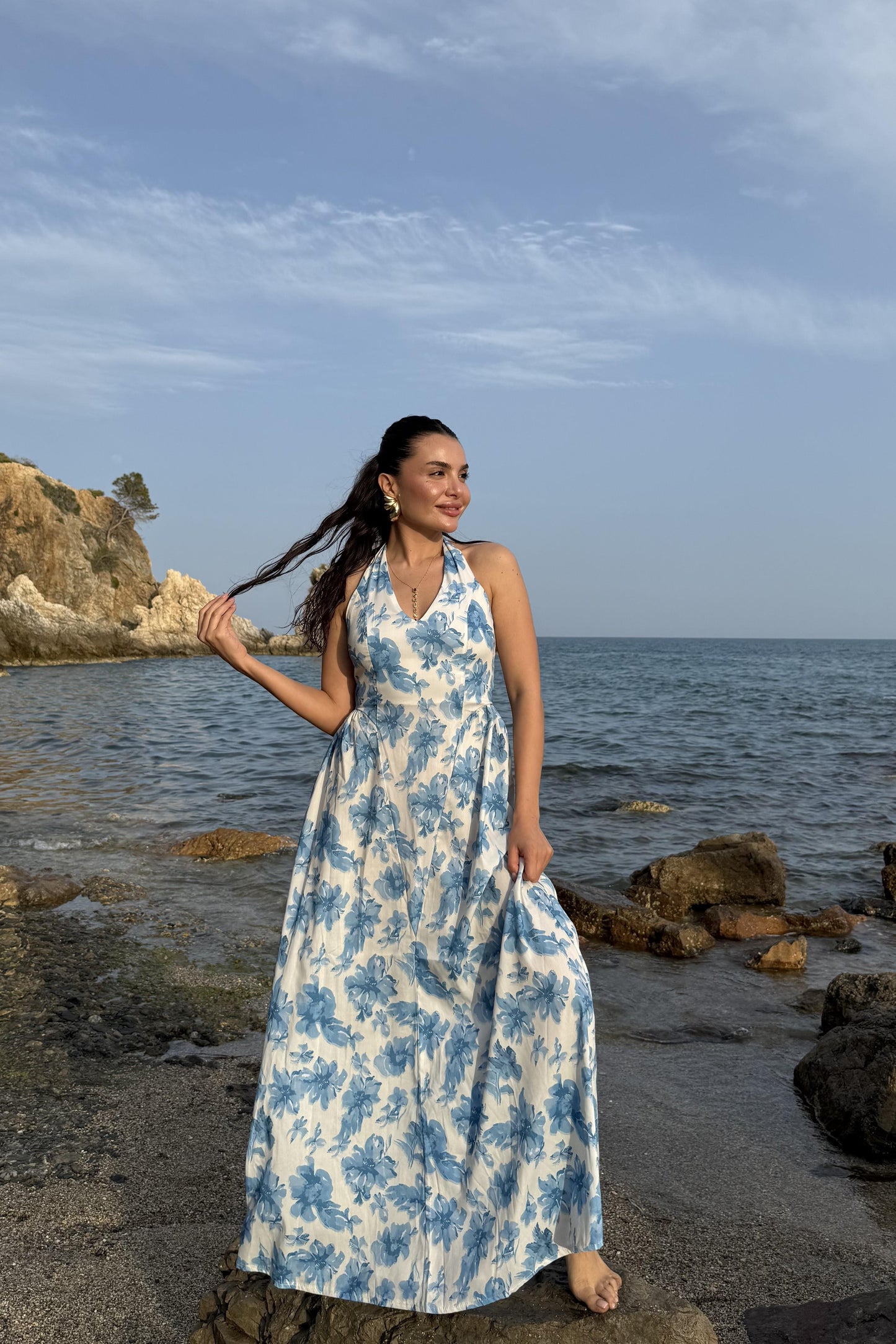 Lunabelle Mavi Çiçek Boyundan Bağlamalı Elbise