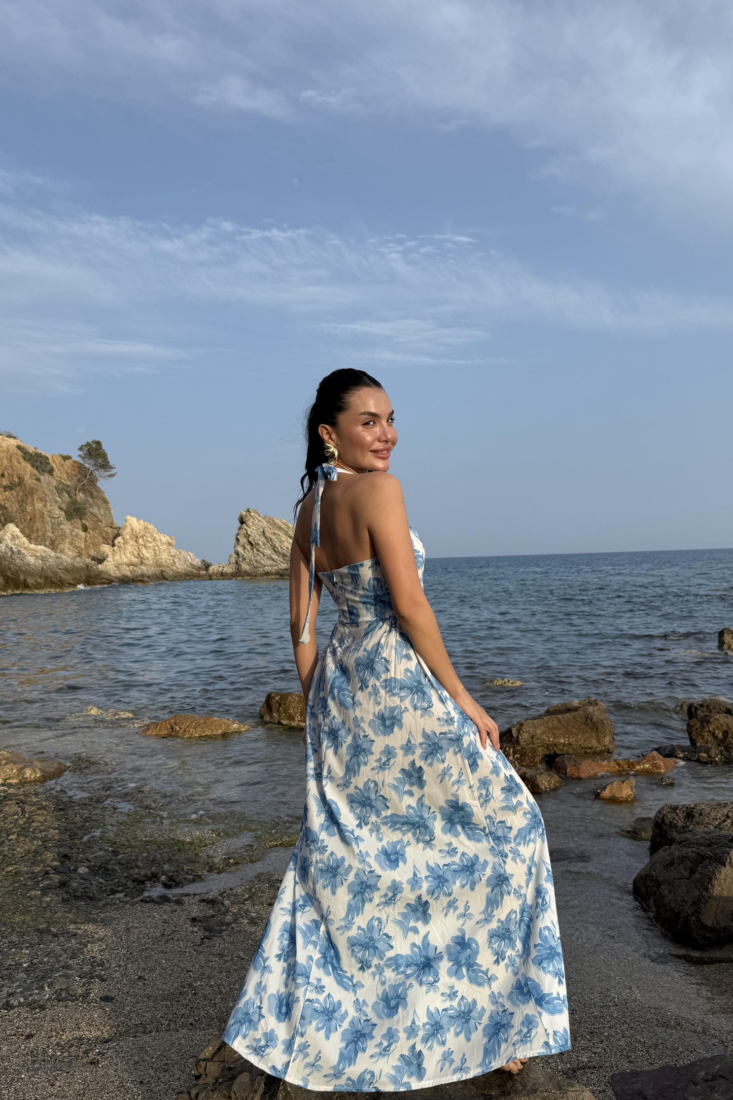 Lunabelle Mavi Çiçek Boyundan Bağlamalı Elbise