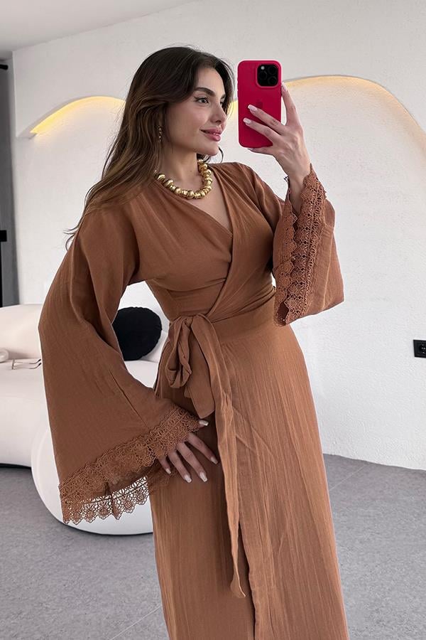 Mahima Kolları Dantel Detaylı Müslin Etekli Takım-Taba