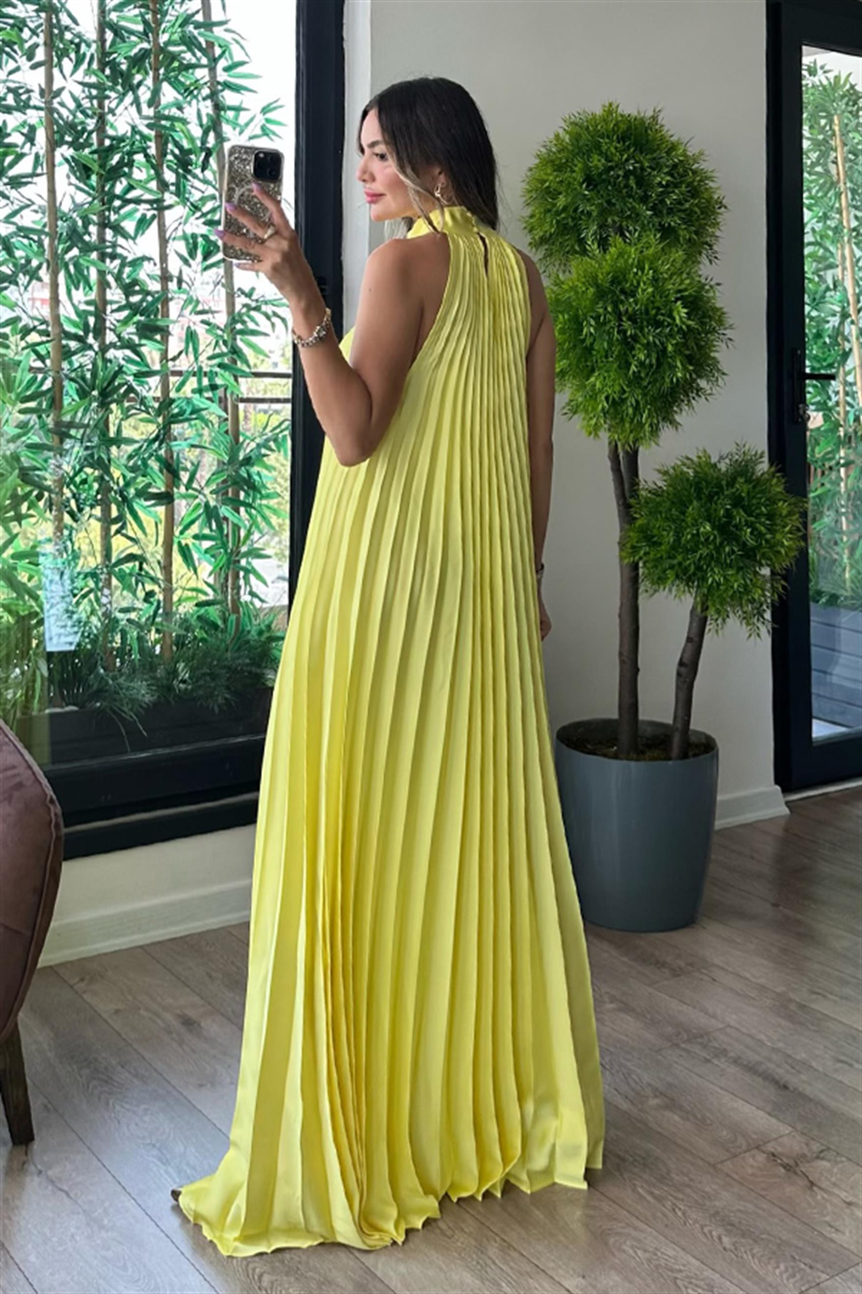 MarieBelle sarı piliseli tasarım elbise