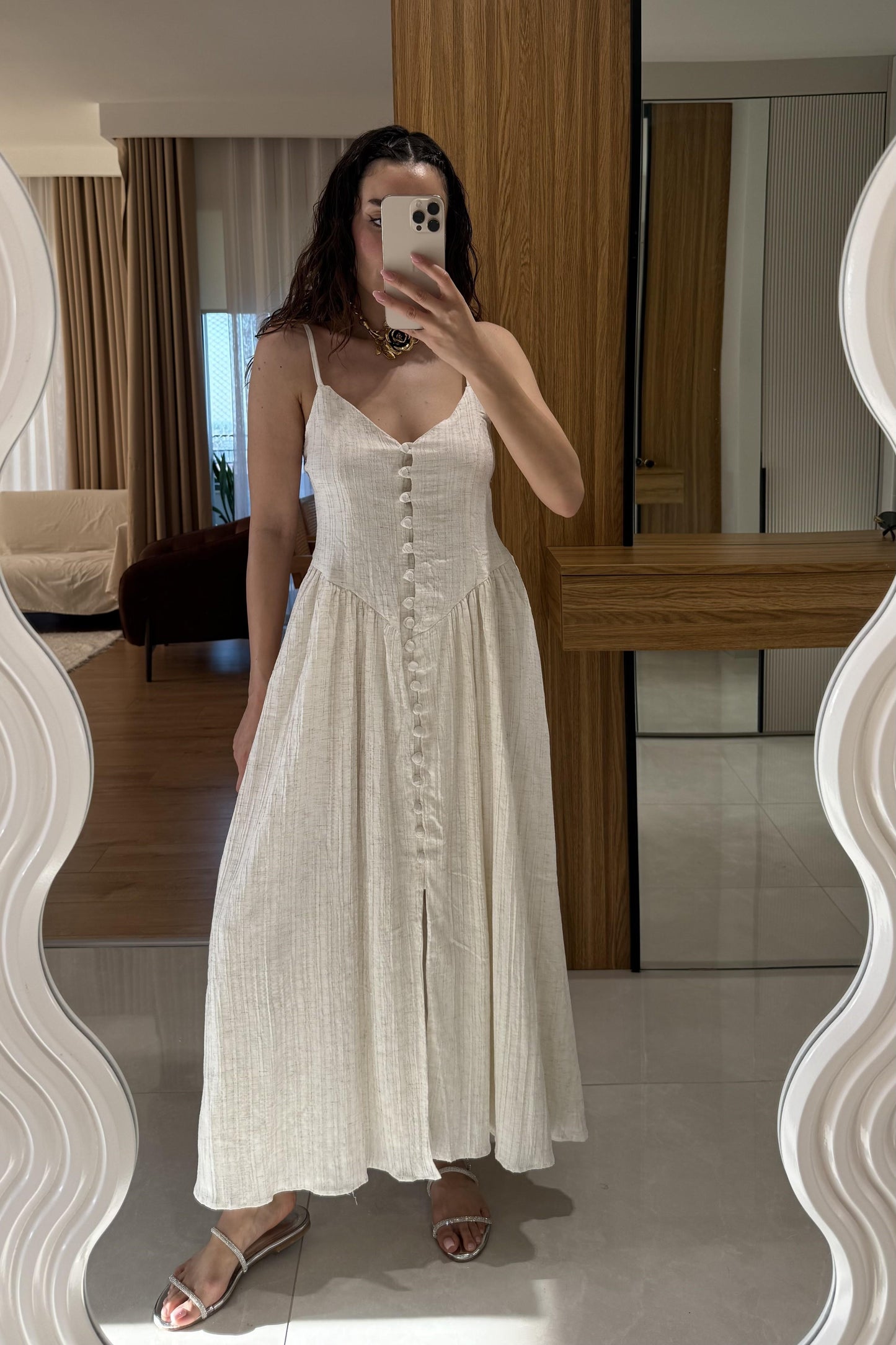 Marlet Krem Askılı Önü Düğmeli Elbise