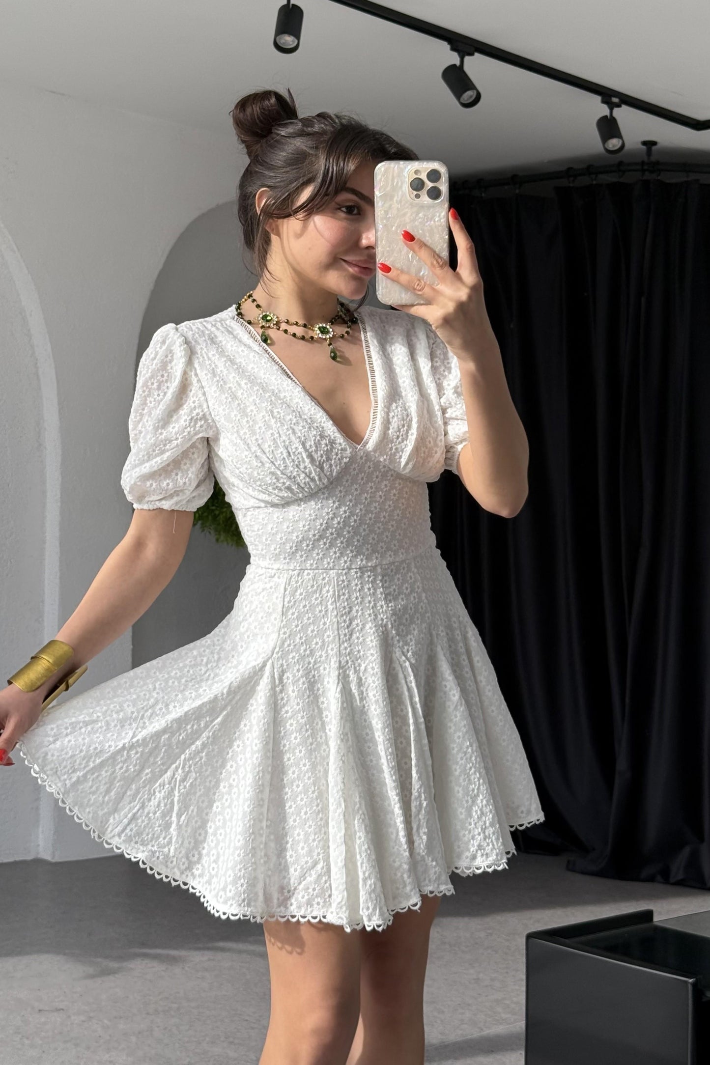 Mastery V Yaka Astarlı Mini Fisto Elbise