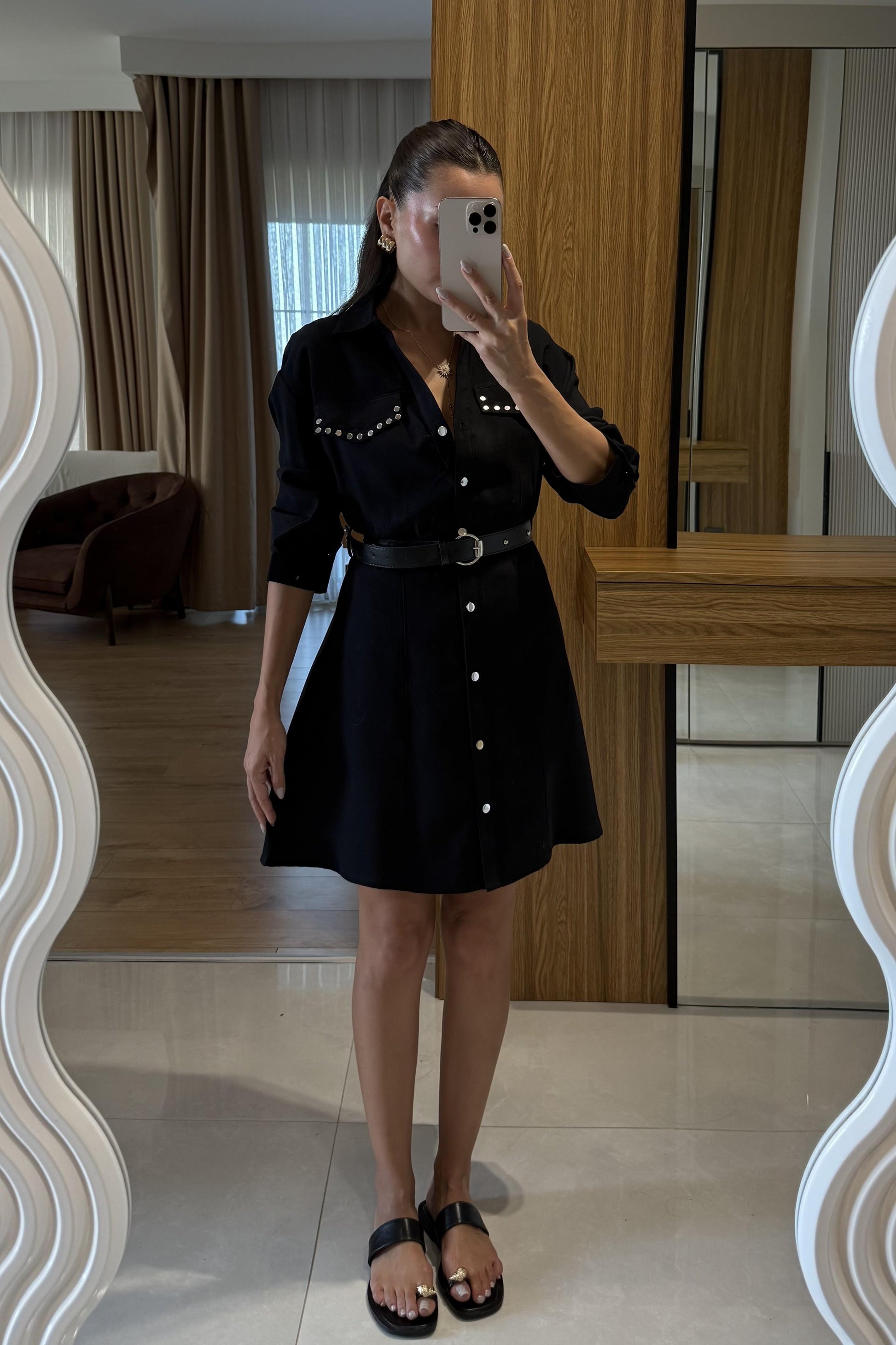 Maxina Siyah Cebi Zımba Detaylı Kemerli Elbise