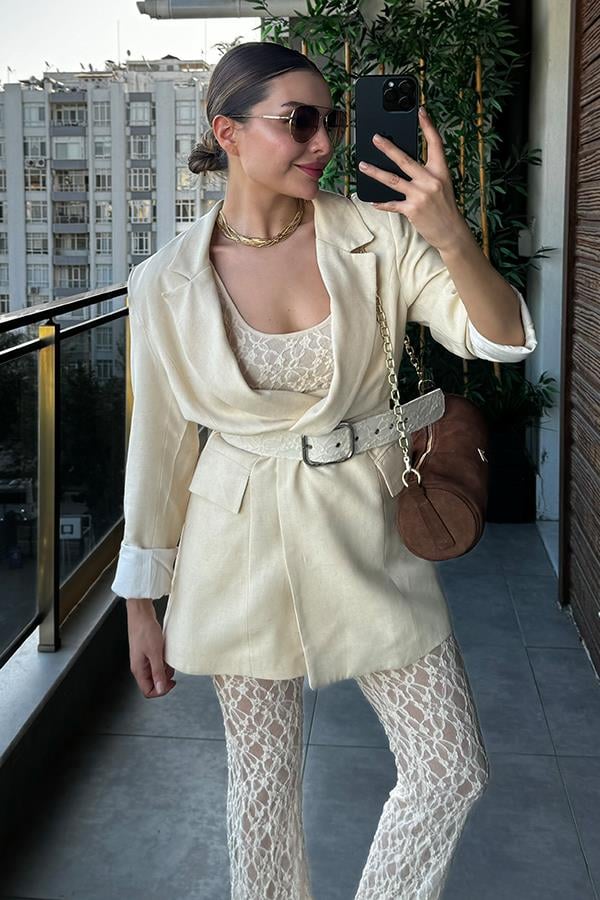 Merrit Dantel Kemer Detaylı Keten Blazer Ceket