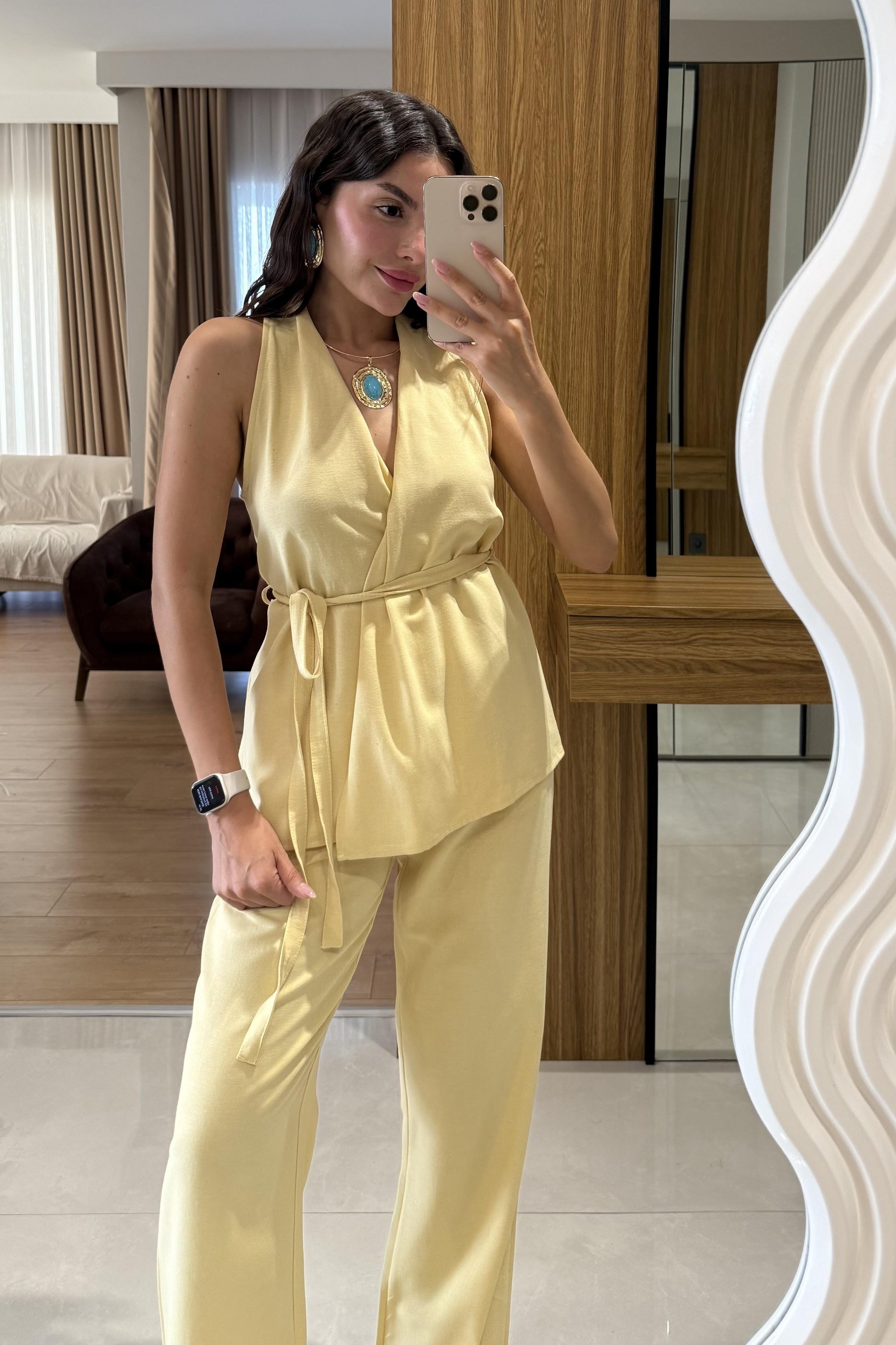 Mintara Sarı Kuşaklı Yelek Pantolon Keten Takım