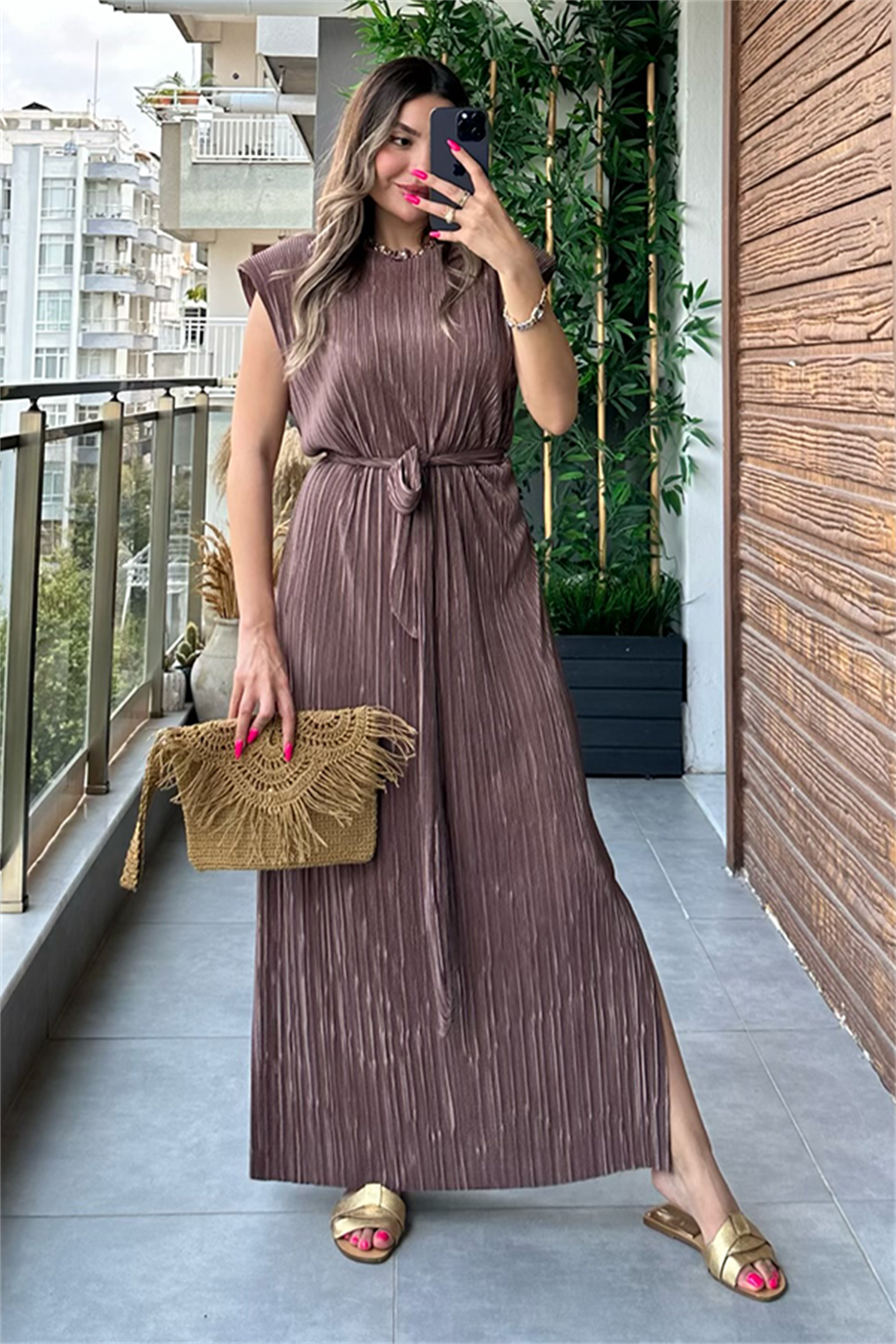 Miranda kırinkıl vatkalı kalem elbise -Sütlü Kahve