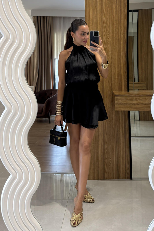 Moroni Siyah Belden Oturtmalı Volanlı Mini Elbise