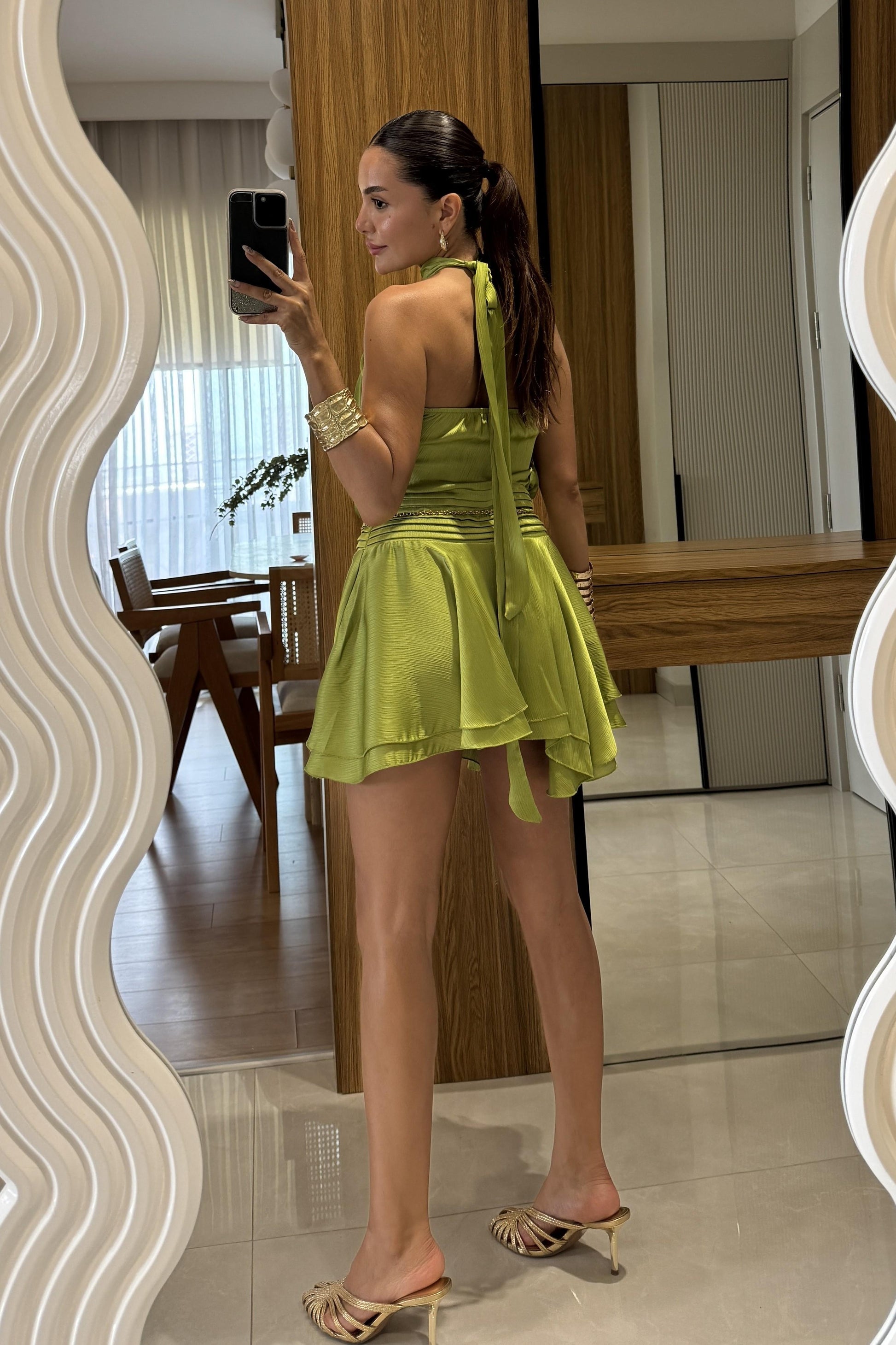 Moroni Yeşil Belden Oturtmalı Volanlı Mini Elbise