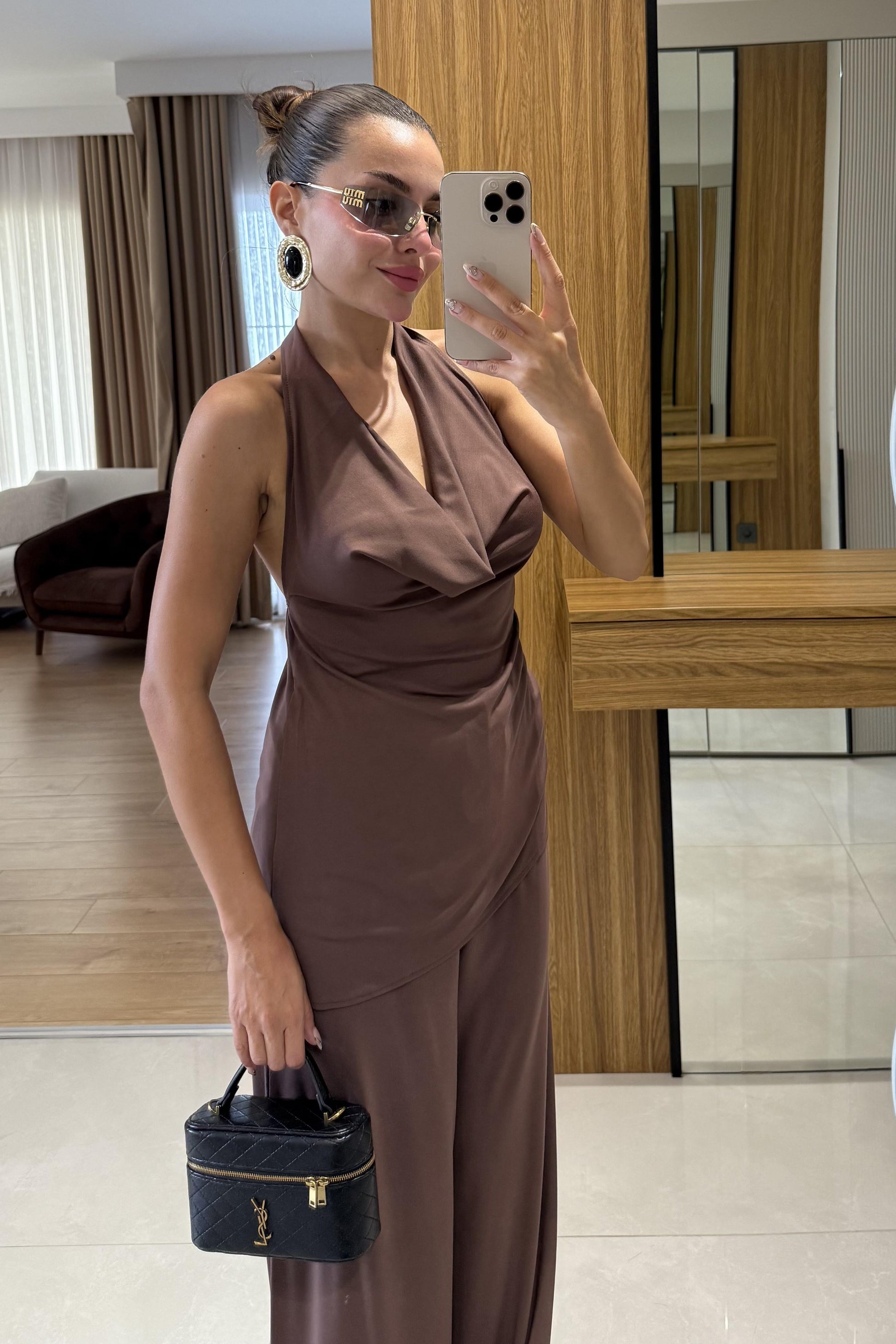 Mummy Kahve Halter Yaka Dökümlü Bluz Pantolon Takım