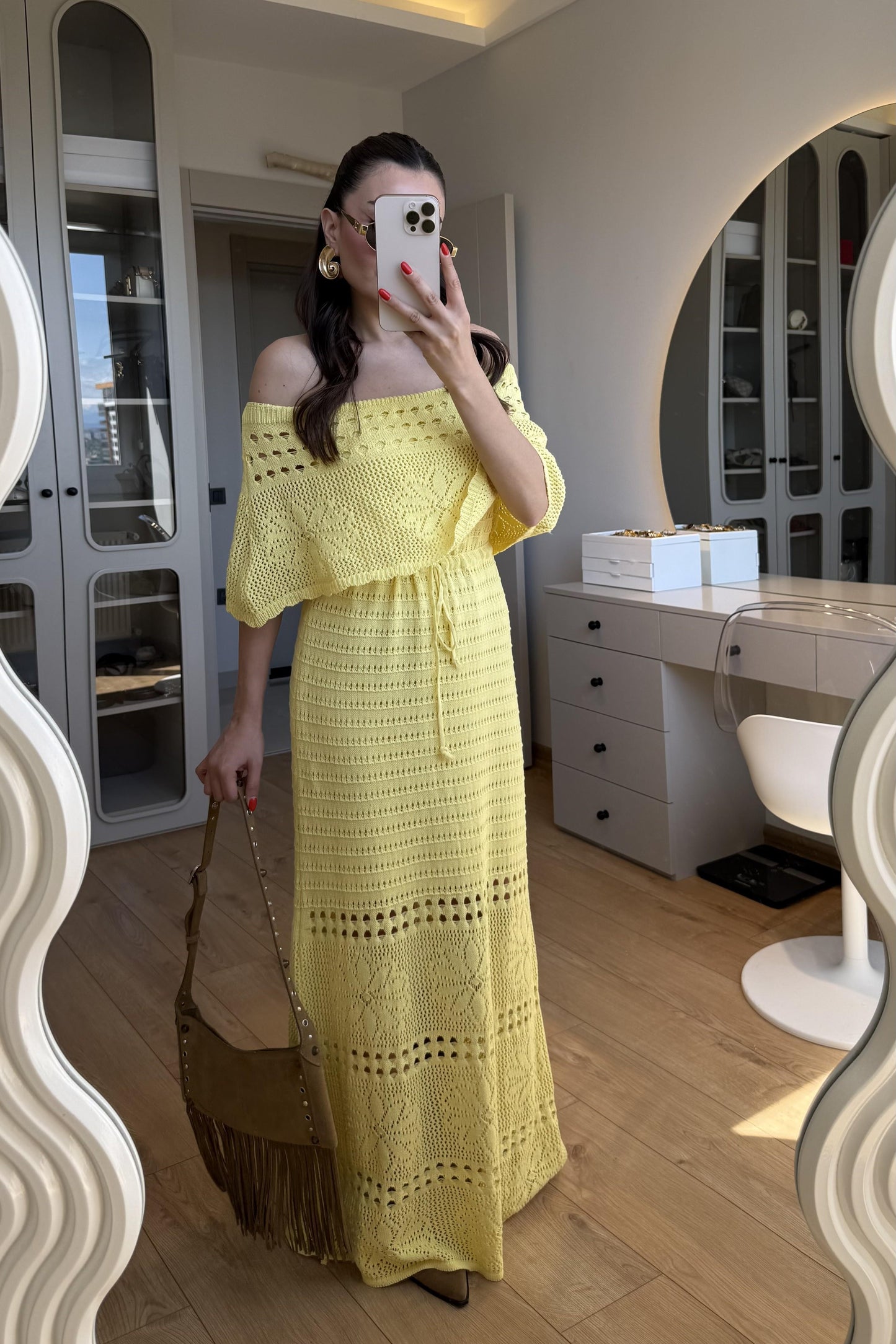 Piers Sarı Madonna Yaka Triko Elbise