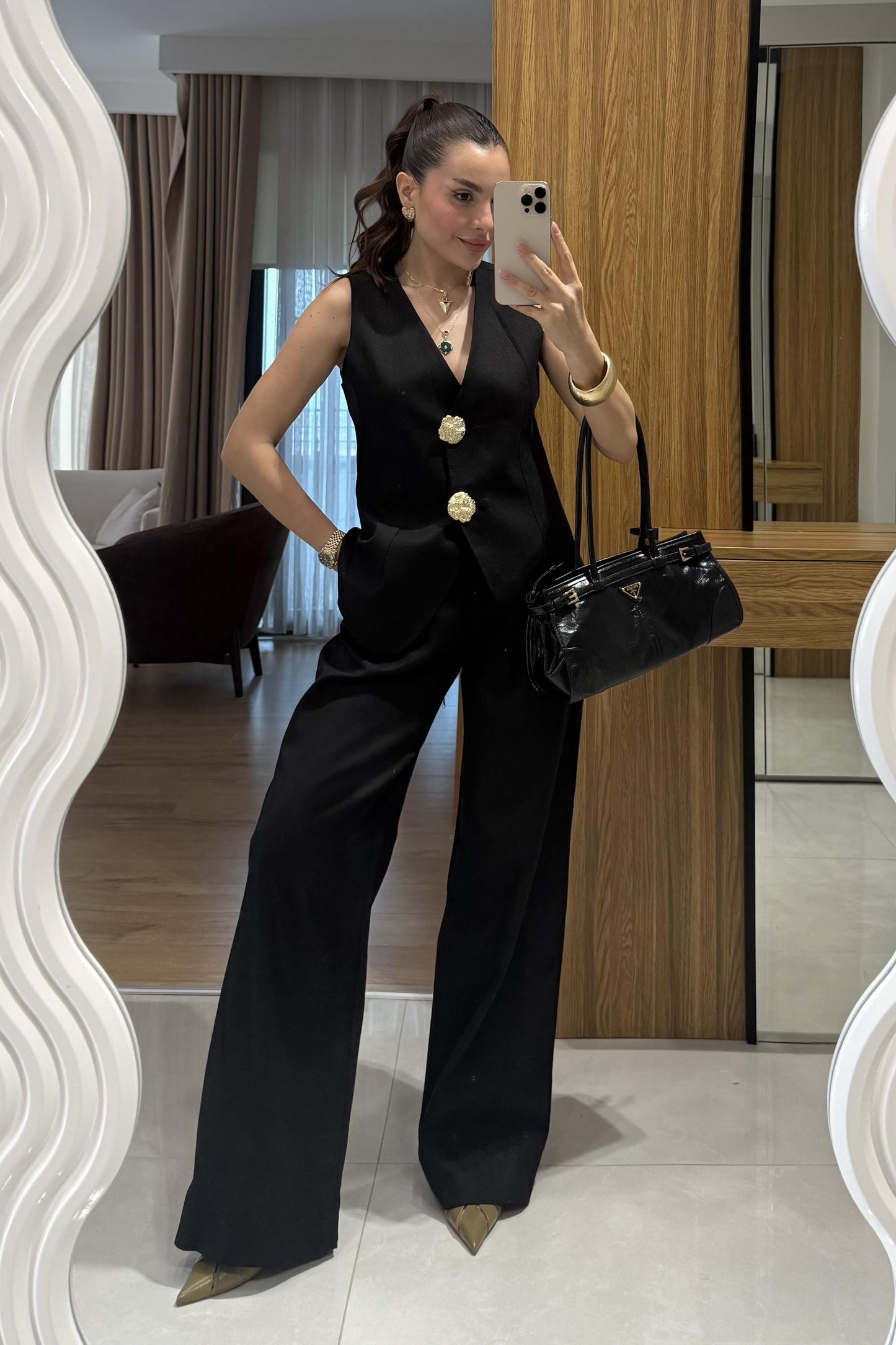 Samantha Siyah Gold Düğmeli Keten Takım