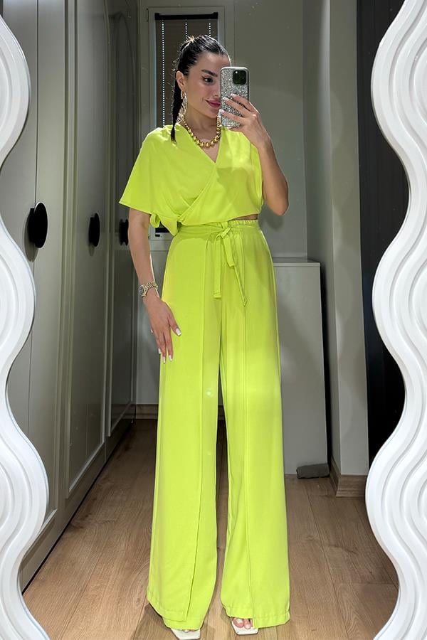 Shepherd Yırtmaçlı Pantolon Bluz Takım - Neon Yeşil